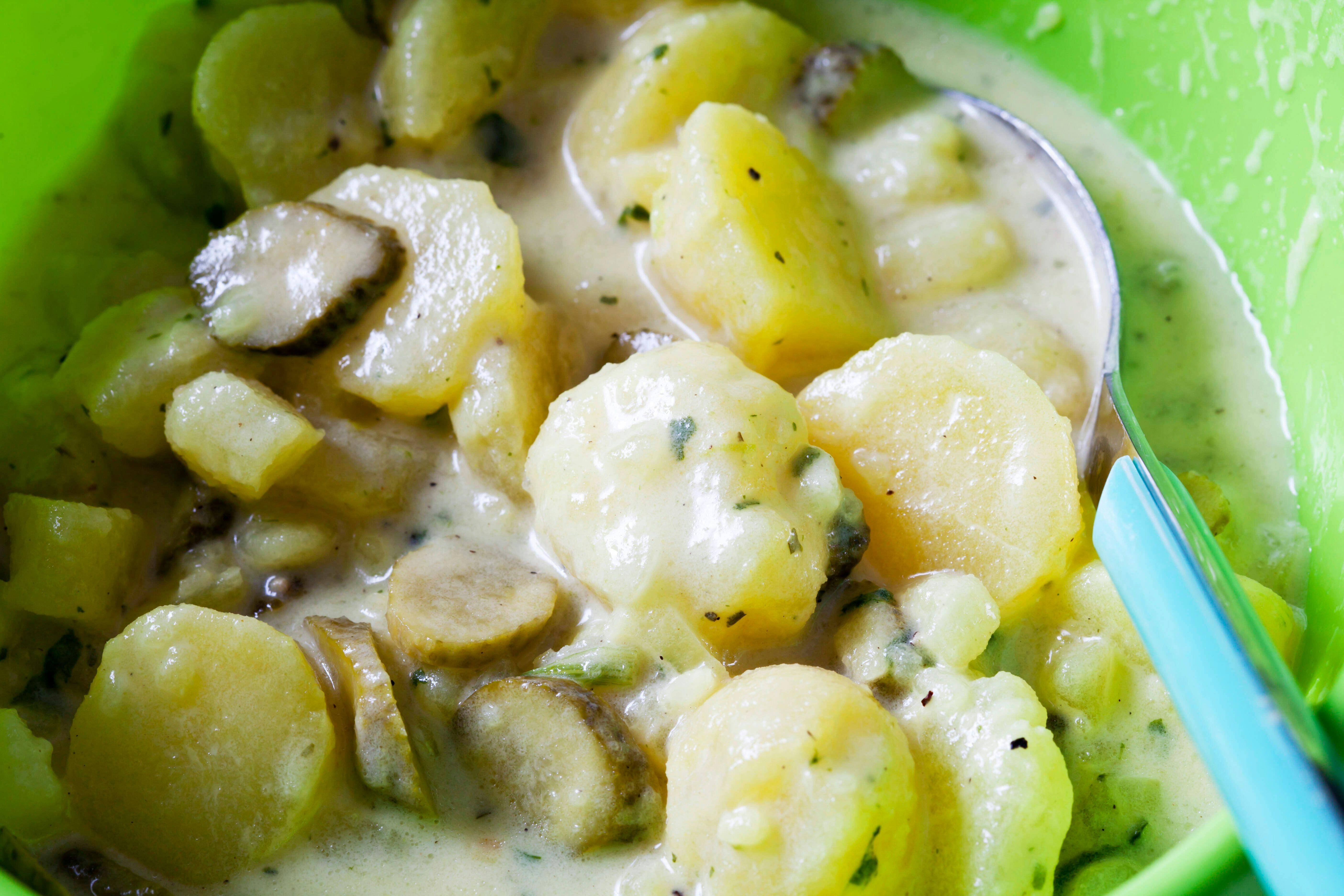 Rezept für schnellen Kartoffelsalat ohne Mayonnaise: Leicht und lecker