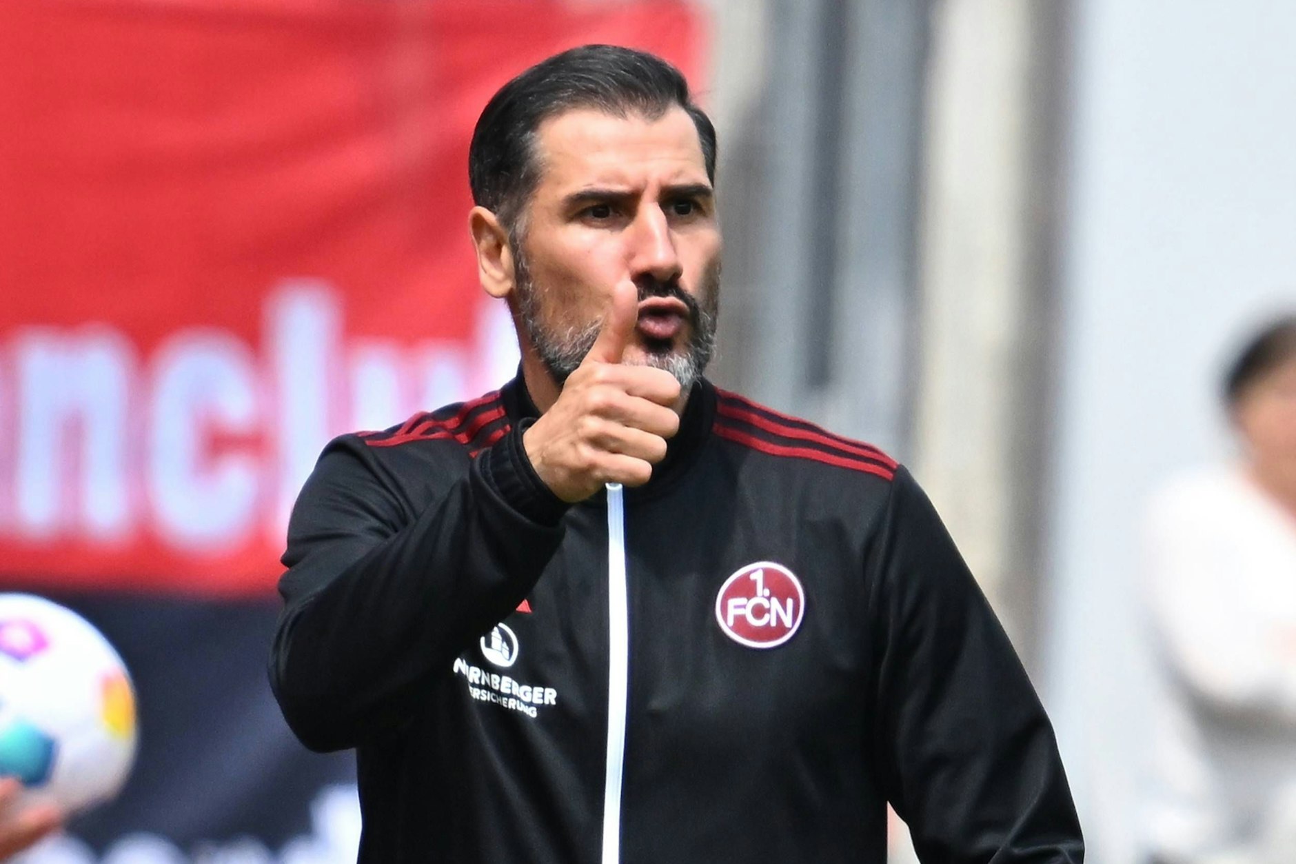 Der ehemalige Nürnberg-Trainer Cristian Fiel soll nächste Saison für Herthas Bundesliga-Aufstieg sorgen. Es wird ein harter Job.