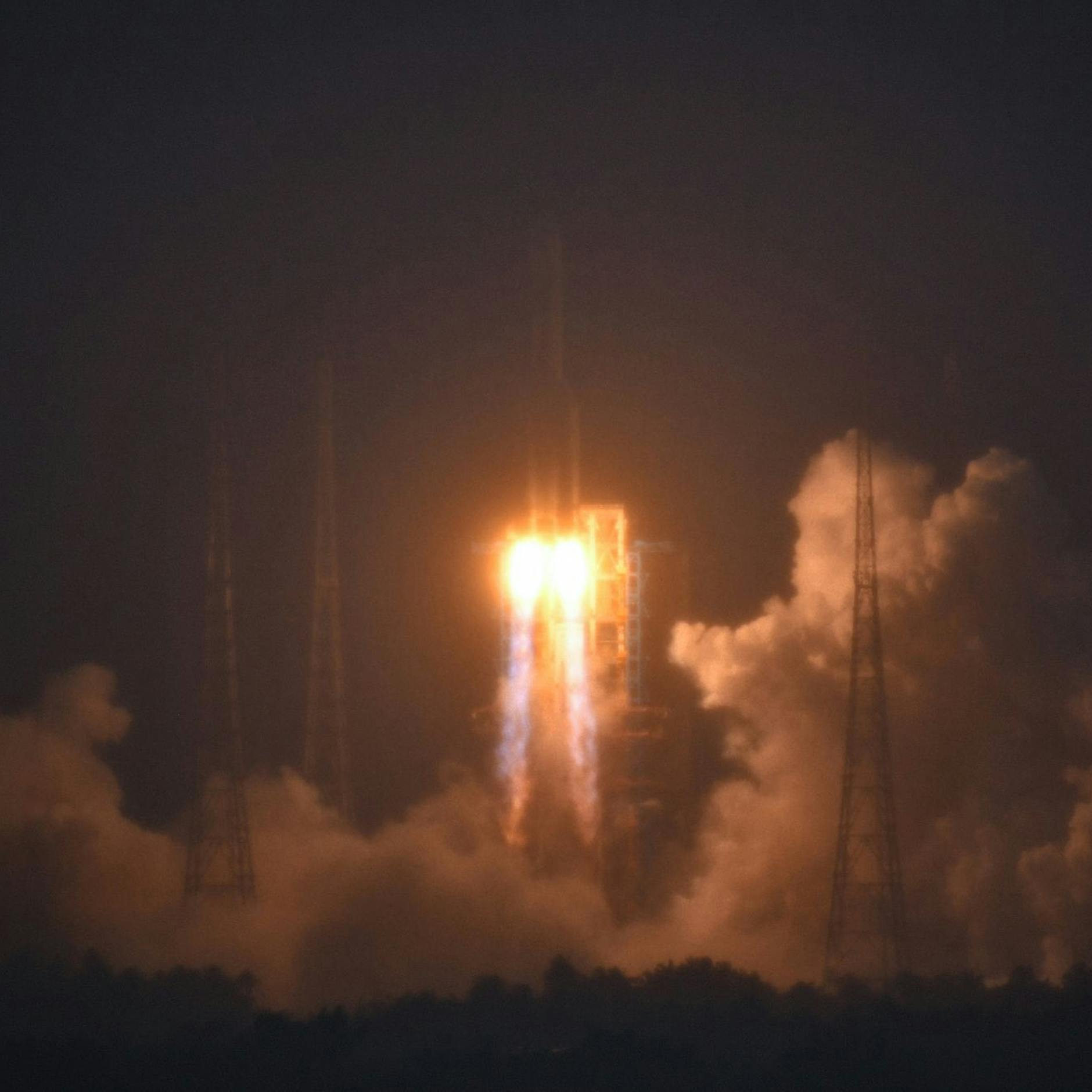 China: Sonde erfolgreich auf Mondrückseite gelandet