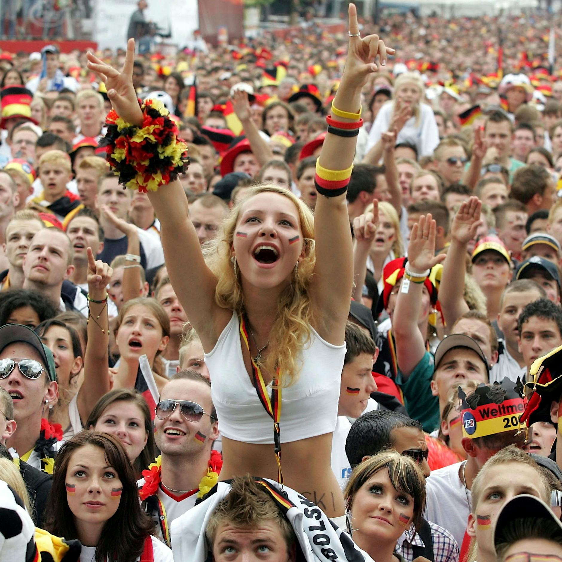 Public Viewing zur Fußball-EM 2024 in Berlin: Empfehlungen und Tipps abseits der Fanmeile