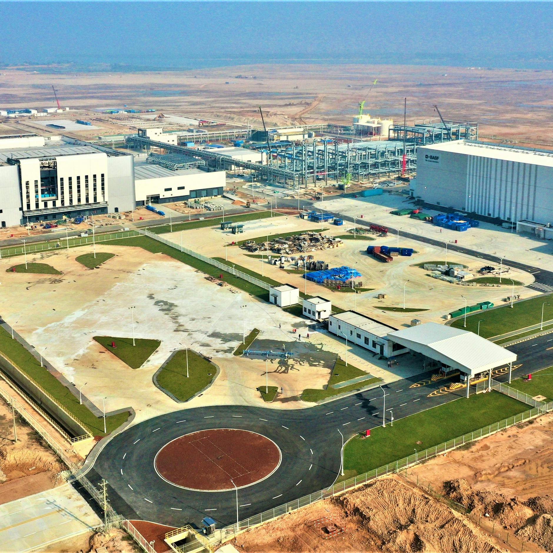 Image - BASF verlagert Produktion nach China: Folgen bald andere deutsche Chemiekonzerne?