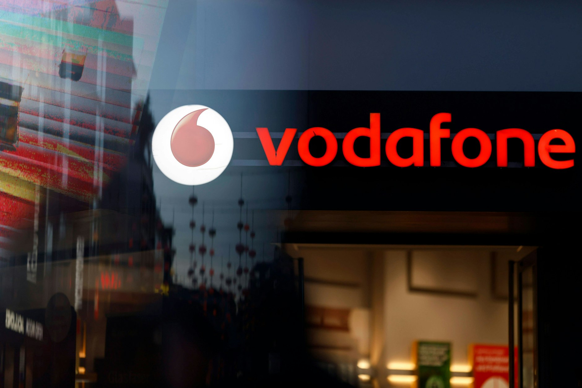 Was tun, wenn das Internet mal streikt ... Unser Reporter kämpfte 24 Stunden mit der Vodafone-Hotline.