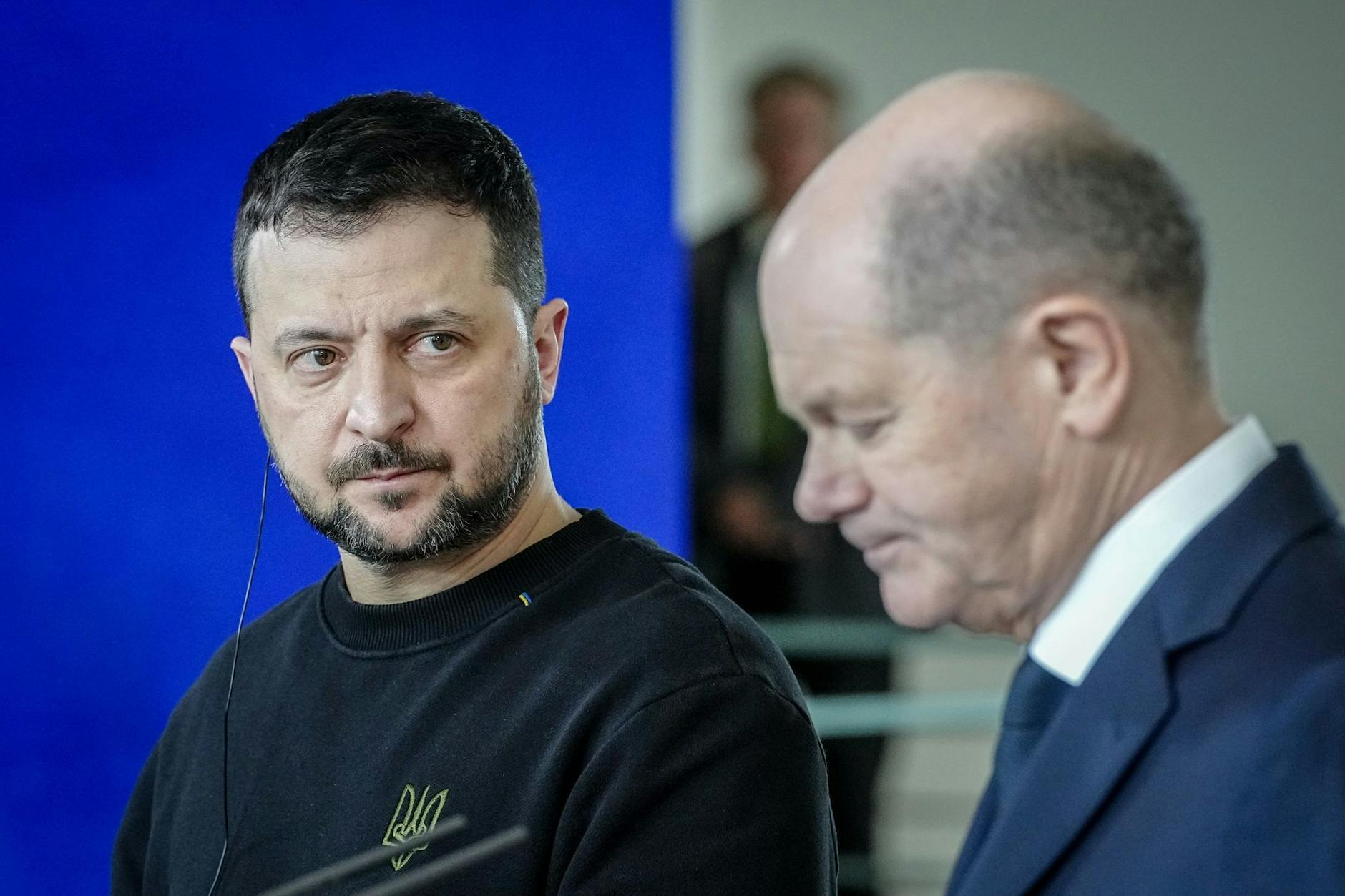 Wie kann der Wiederaufbau der ukrainischen Wirtschaft gelingen? Die Berliner Zeitung sprach mit einer Expertin über die anstehende Recovery Conference in Berlin. Dort werden sich auch der ukrainische Präsident Wolodymyr Selenskyj und Bundeskanzler Olaf Scholz treffen.