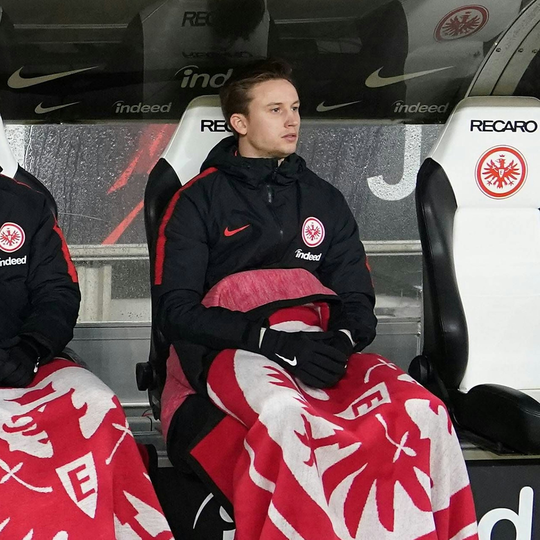 Auch seinerzeit bei Eintracht Frankfurt lernte Frederik Rönnow auf der Ersatzbank Geduld.&nbsp; &nbsp;