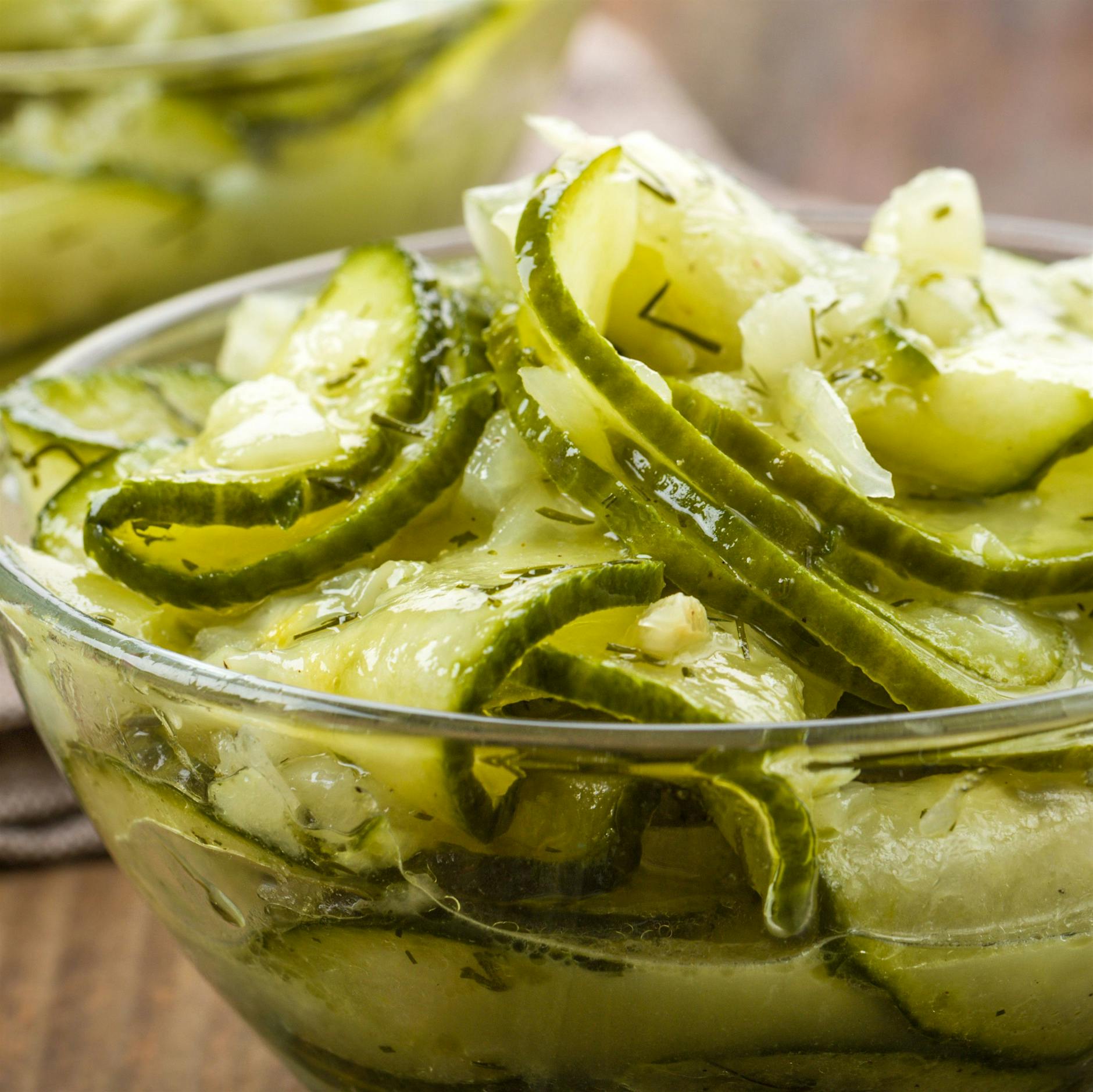 DDR-Klassiker: Rezept für Omas Gurkensalat mit Essig, Öl und Kräutern