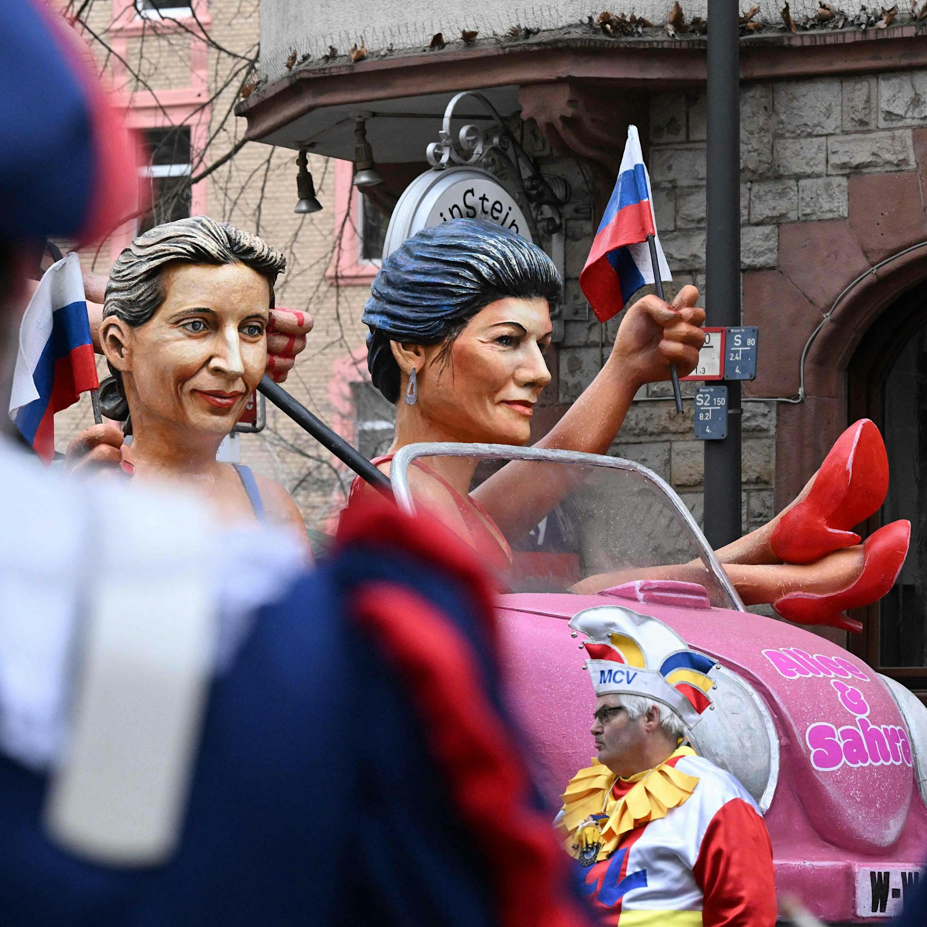 Populisten im Höhenflug: AfD und Wagenknecht feiern sich als Sieger