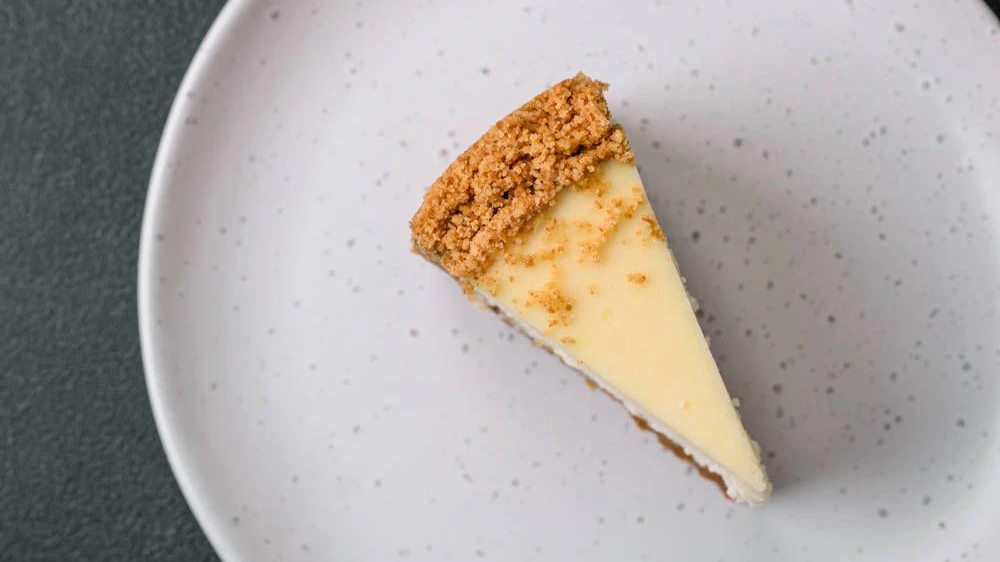 Das Rezept für Käsekuchen ist einfach und lecker. 