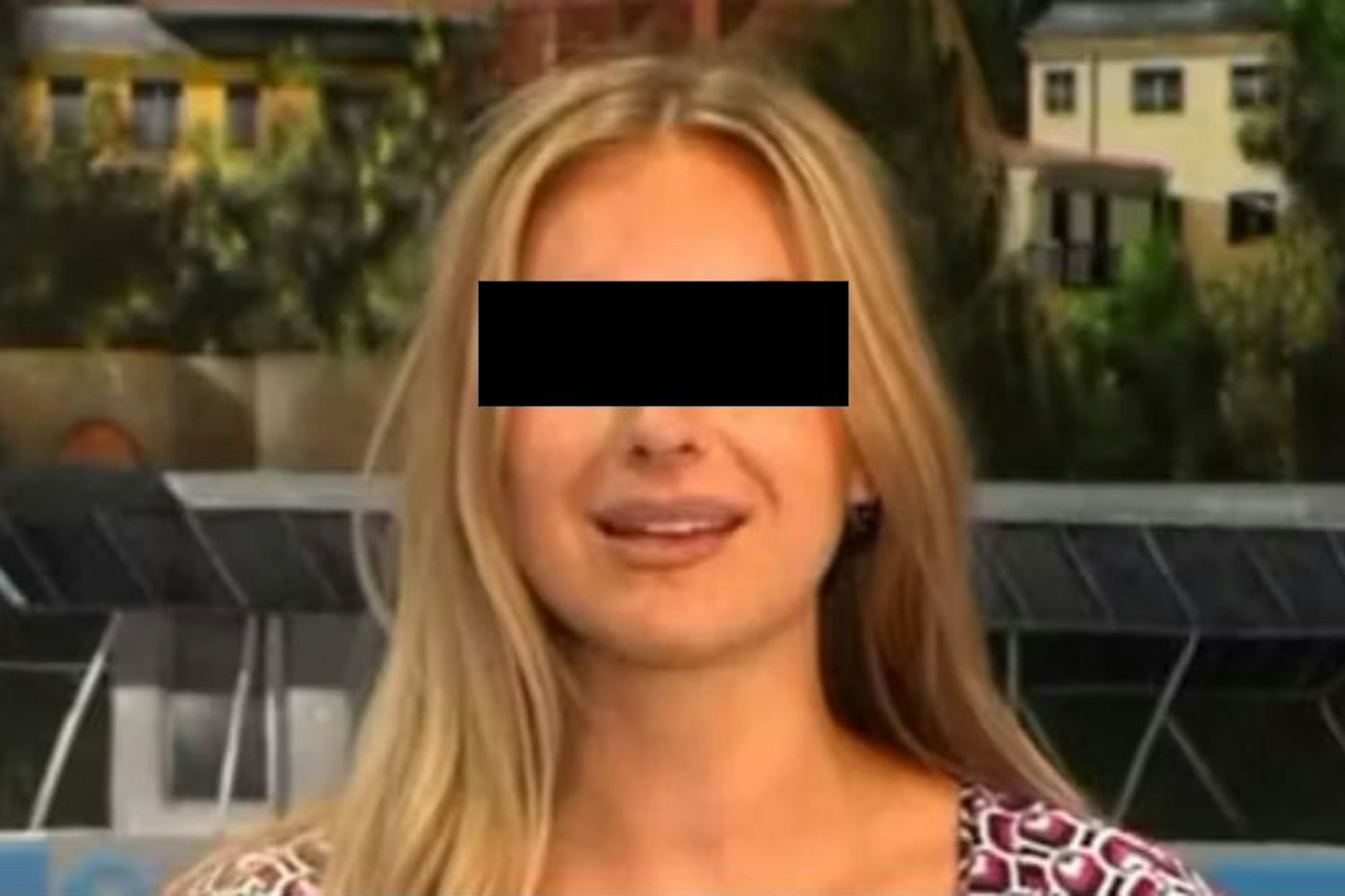 Auch auf dem Lokalsender Strausberg TV moderierte die angehende Lehrerin noch im September das Nachrichtenformat „Rathausfenster“.