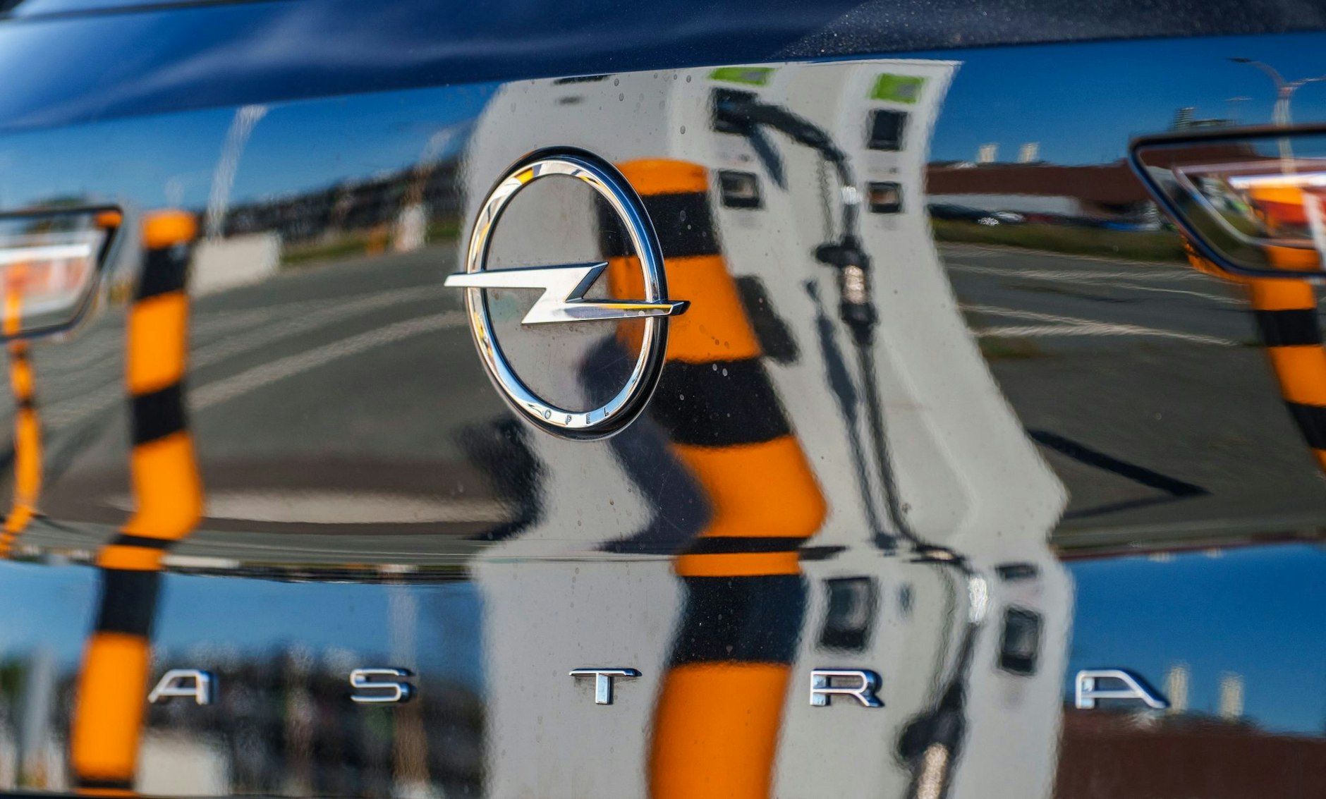 ARCHIV - Opel will seinen Kurs in Richtung Elektromobilität noch entschiedener fahren, wie Opel-Chef Florian Huettl zum Jubiläum ankündigte: «Ab 2025 wird jedes neue Opel-Modell rein batterieelektrisch sein.»  