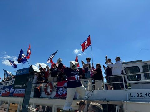 Image - Stark! Fans der Eisbären sorgen für neue Attraktion in Berlin