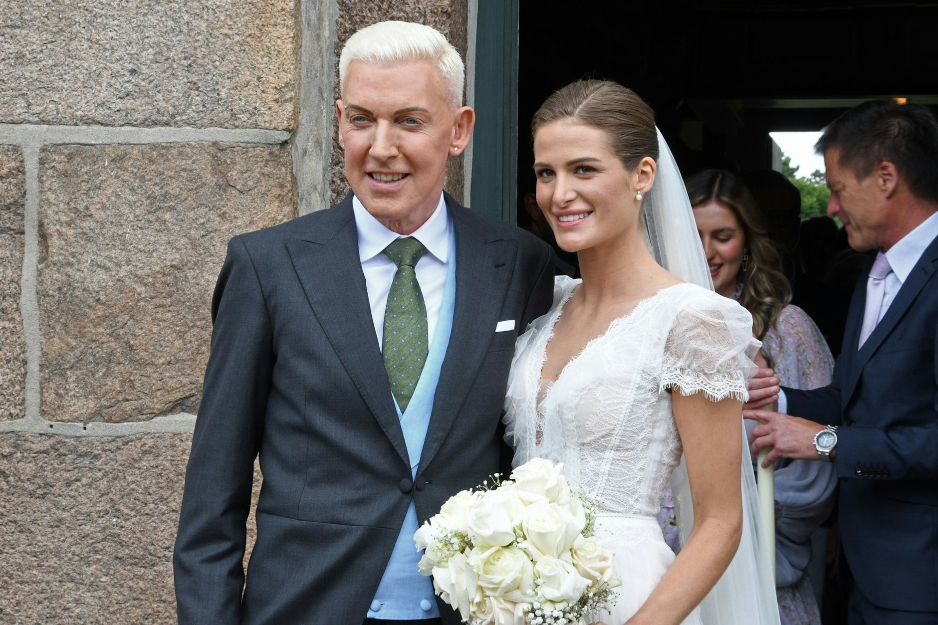 Musiker H. P. Baxxter und seine frisch angetraute Ehefrau Sara nach der Hochzeit auf Sylt.