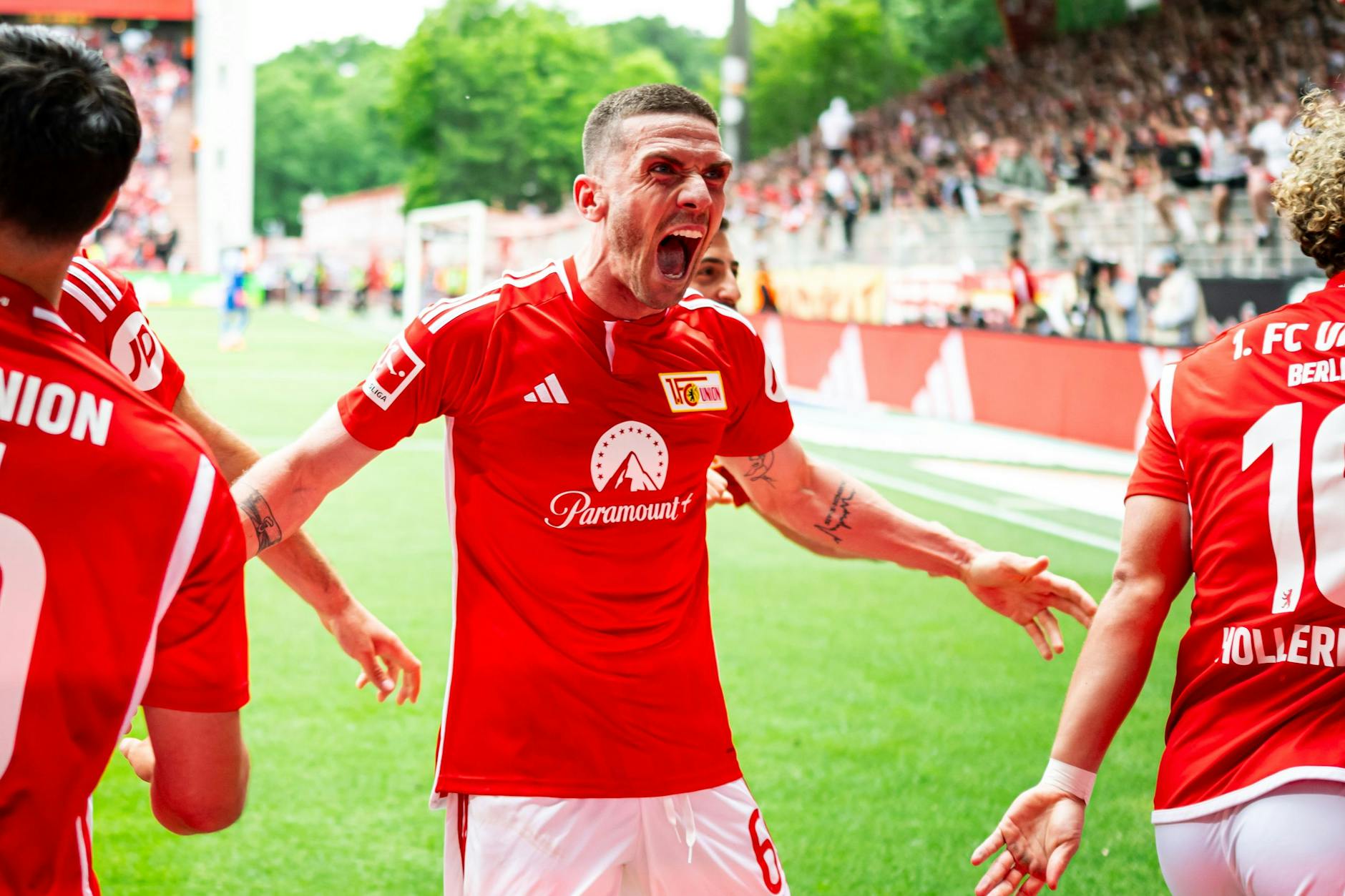 Da kommt doch Freude auf: Union-Star Robin Gosens ist jetzt doch bei der Heim-EM ganz vorne mit dabei.