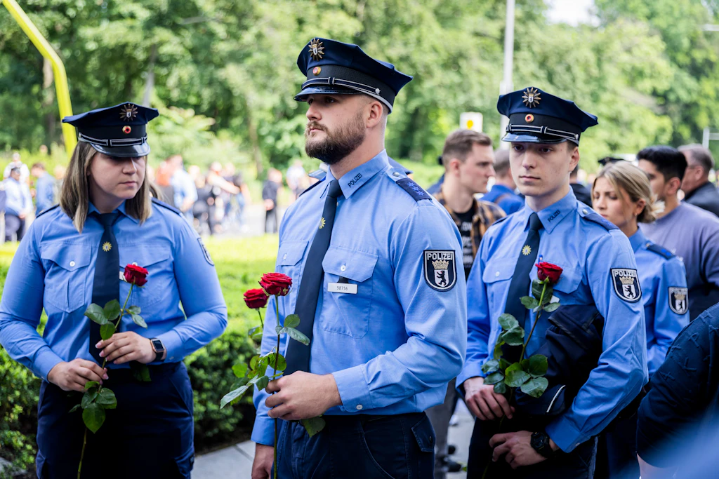 Bauarbeiter leben gefährlicher als Polizisten? Die Medien drehen frei