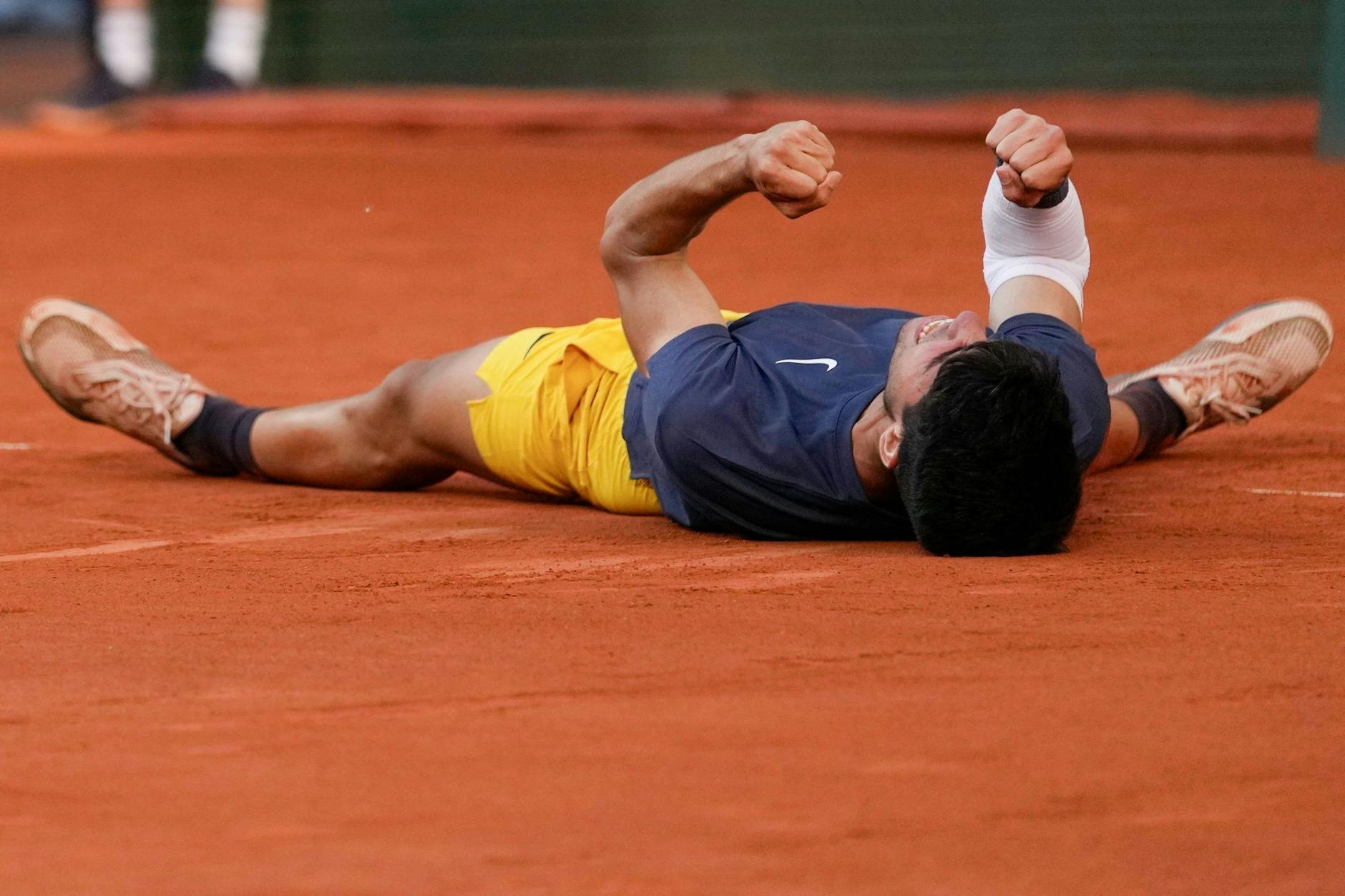 Carlos Alcaraz feierte seinen Sieg euphorisch.