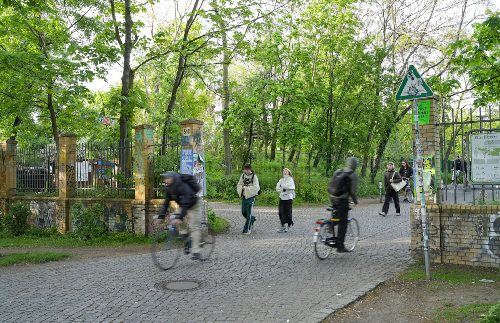 Şimdi Berlin kendisine dava açıyor