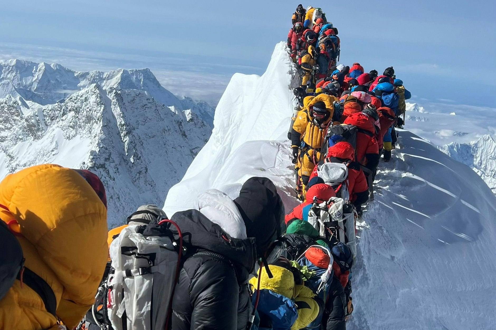 Bergsteiger kümmern sich häufig recht wenig um ihre Hinterlassenschaften.