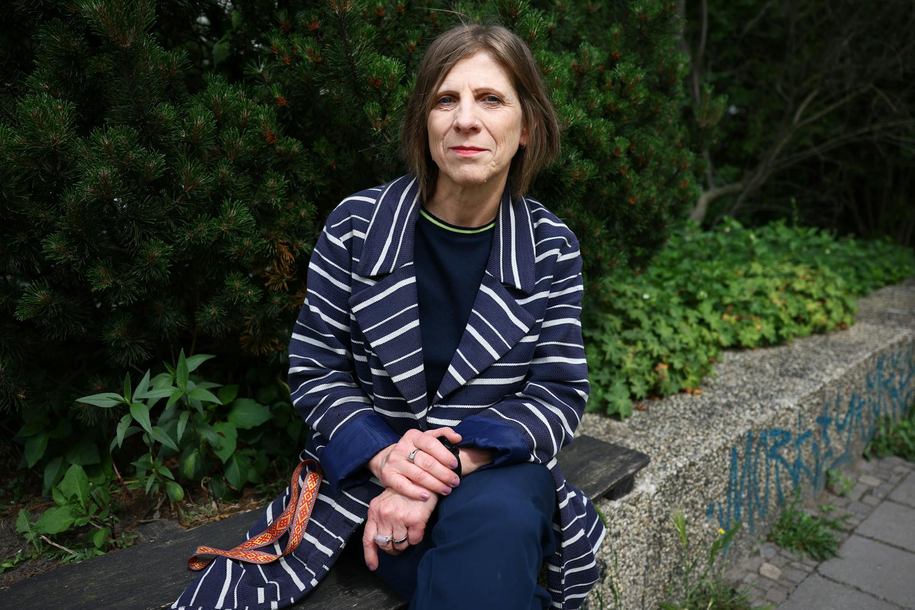 Grit Lemke, Schriftstellerin und Filmemacherin, wuchs in Hoyerswerda auf. 