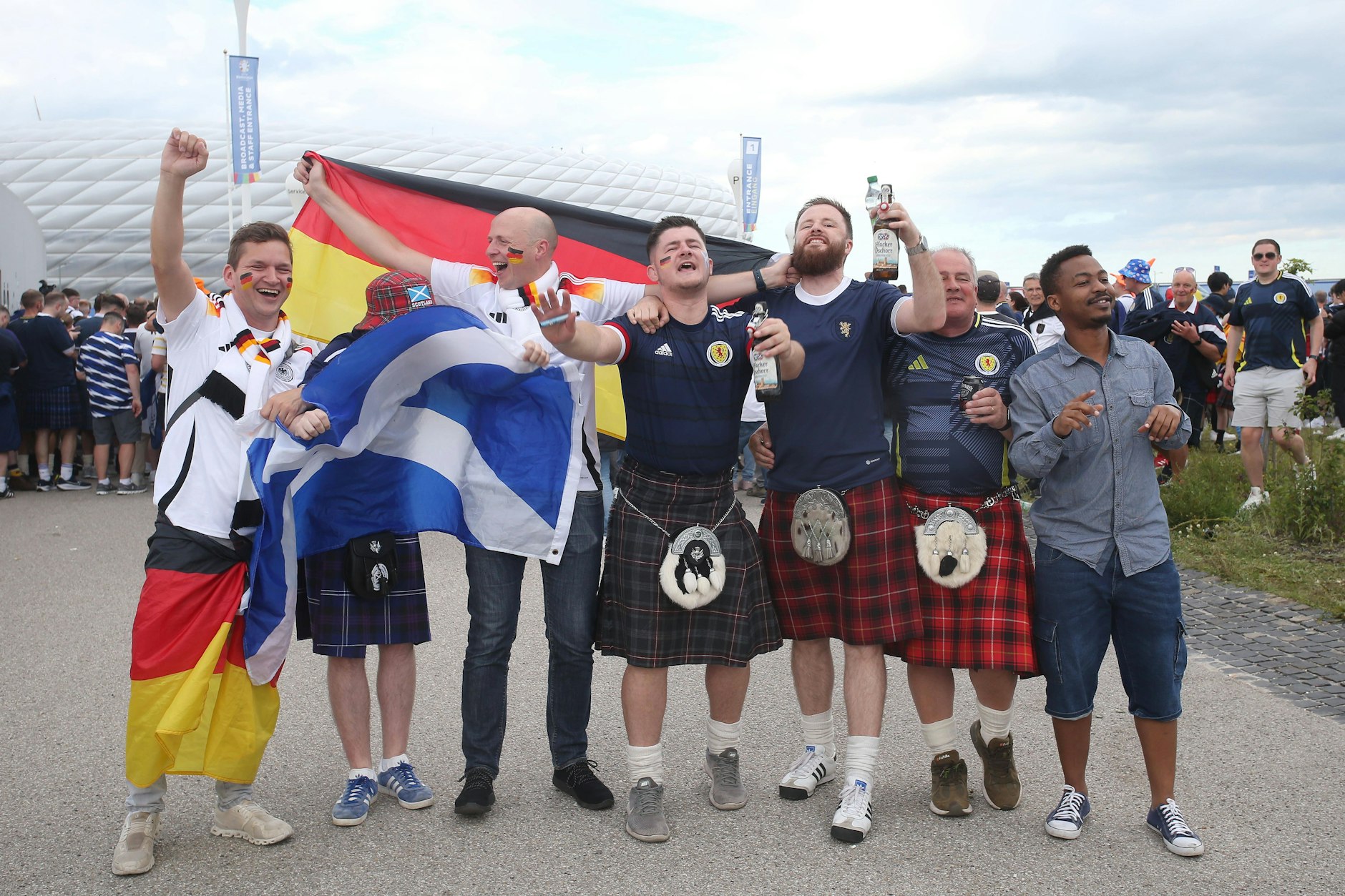 Schottland 1, Deutschland 5: So lautet das Ergebnis des Eröffnungsspiels.