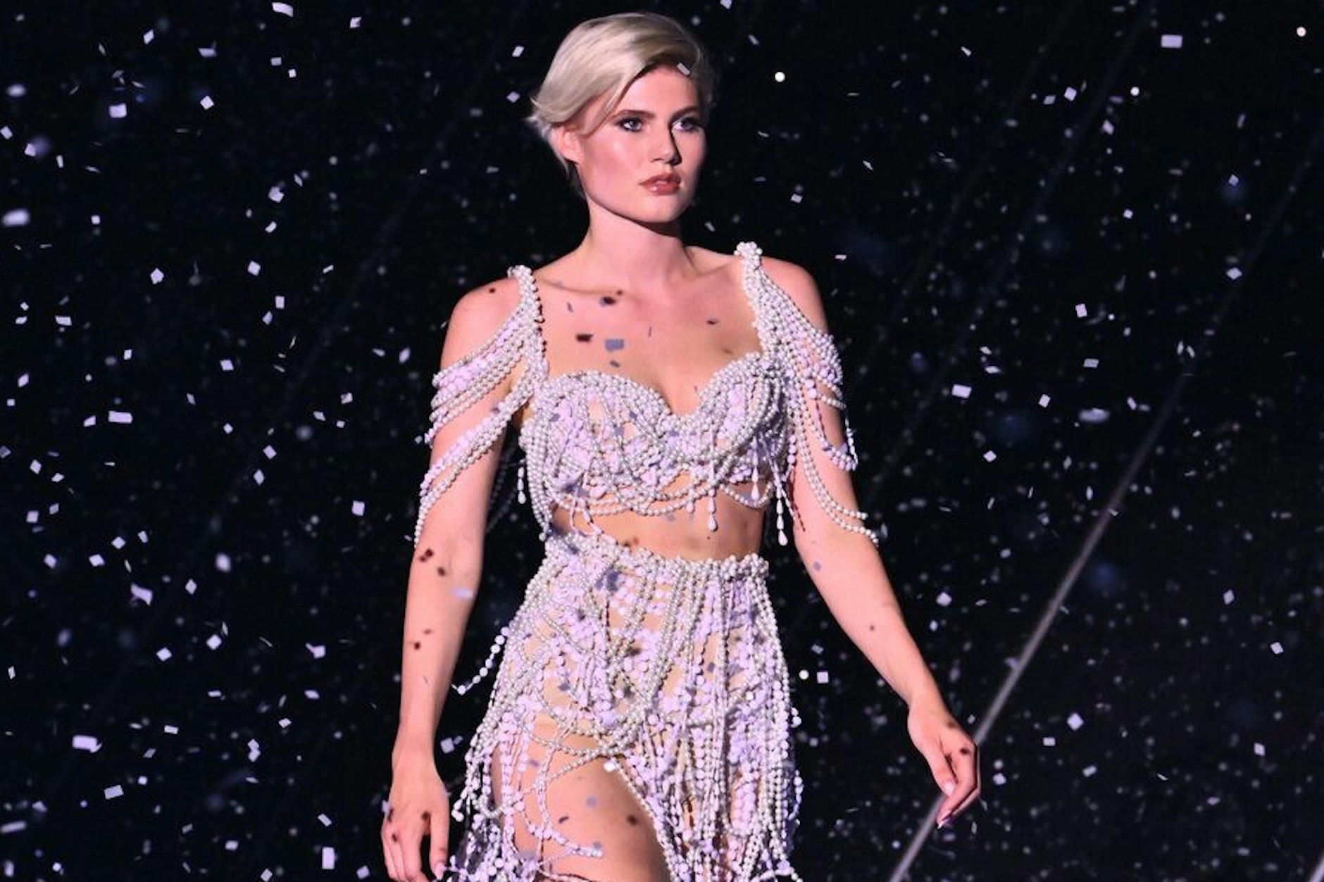 Kadidja erzählt von einem Streit mit GNTM-Siegerin Lea, den die Zuschauer gar nicht mitbekamen.