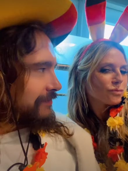 Tom und Heidi haben sich auch optisch fürs Spiel vorbereitet.