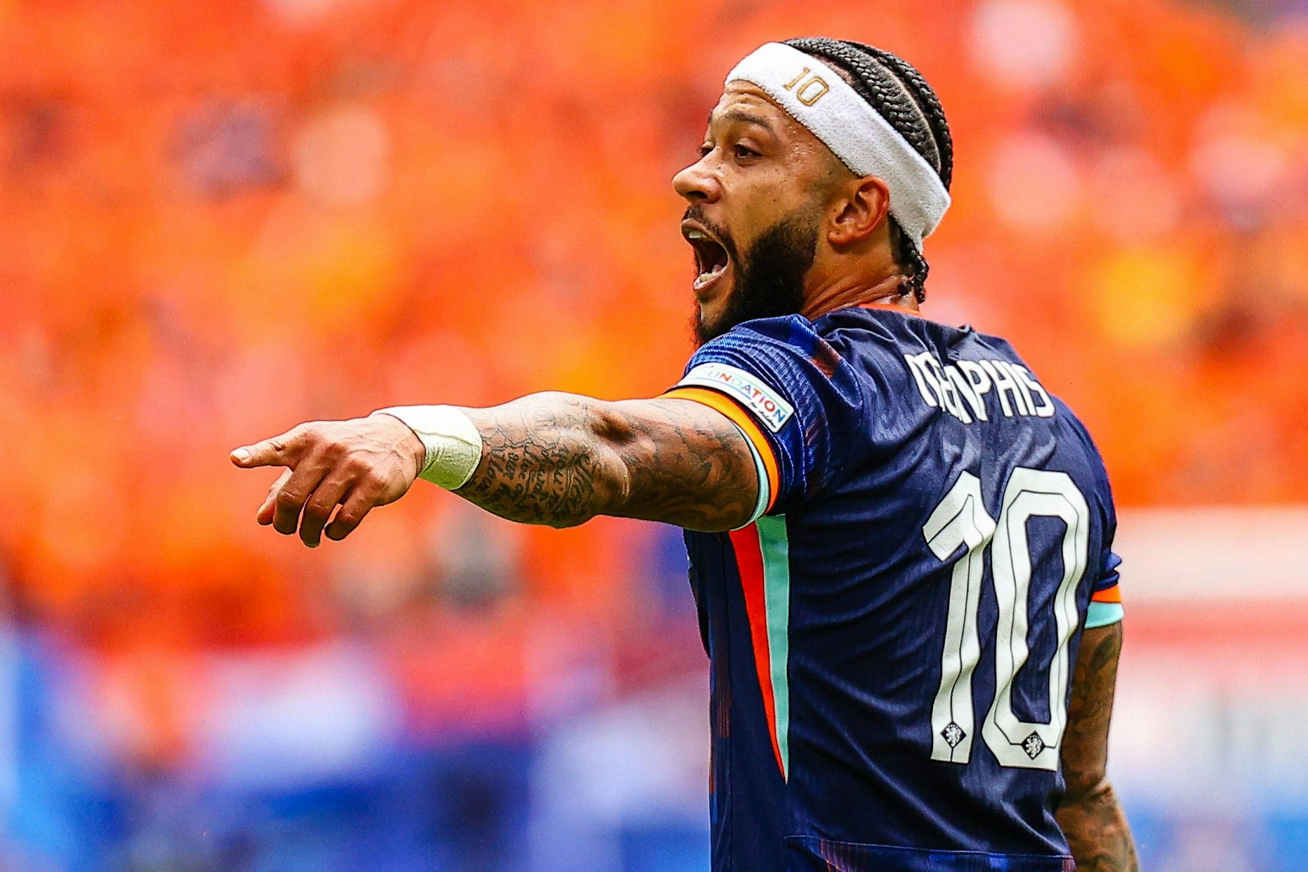 Memphis Depay zeigt, wo's langgeht. Auch modisch. 