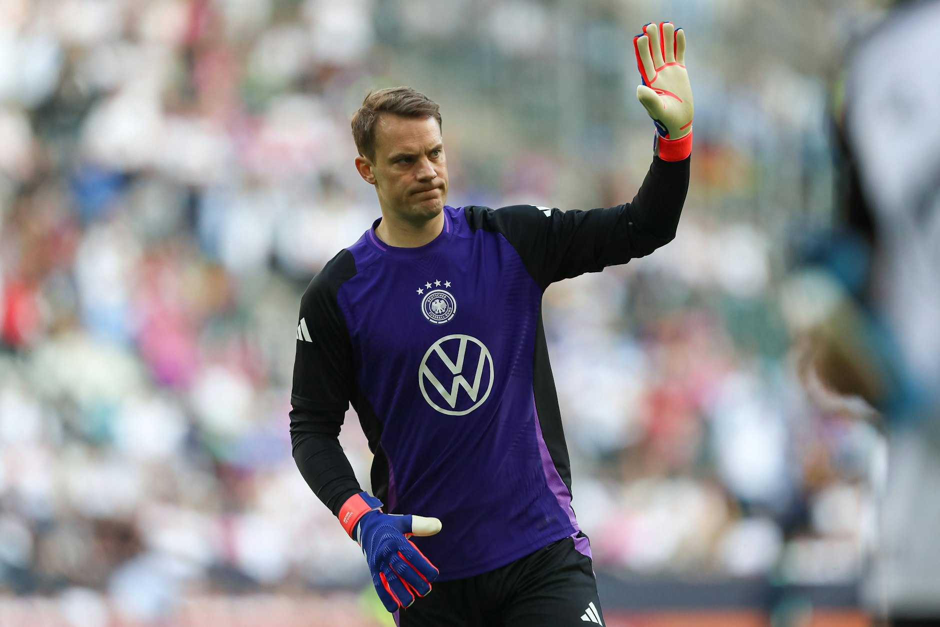 Torhüter Manuel Neuer (38) lässt seine Zukunft offen. Doch die EM wird wohl sein letztes Turnier sein. 