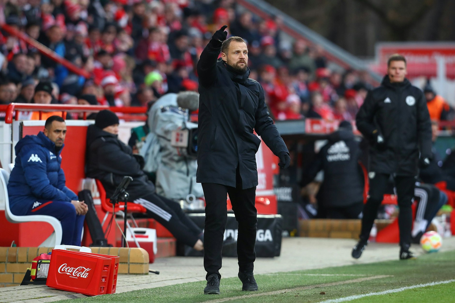 Trainer Bo Svensson (44) hat beim 1. FC Union ab dem 1. Juli das Kommando. Die Fans dürfen sich auf attraktiven Fußball freuen.