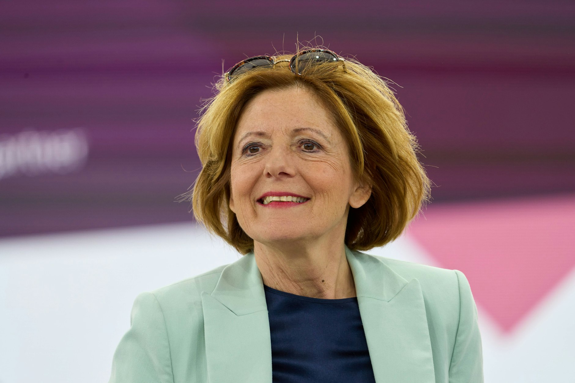 Die rheinland-pfälzische Ministerpräsidentin Malu Dreyer (SPD) spricht bei einem Event in Berlin. Sie wird sich vorzeitig aus dem Amt zurückziehen.