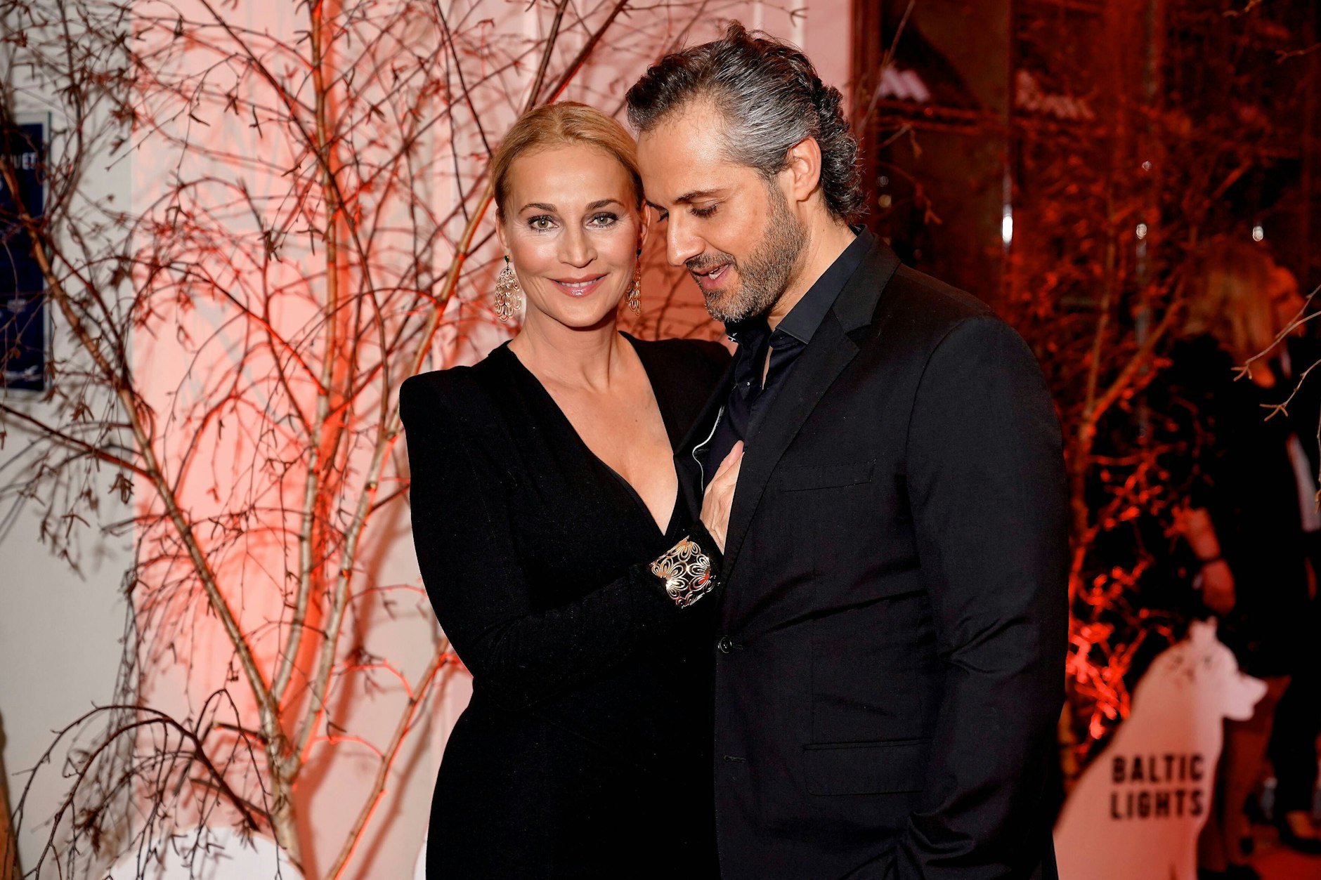 Caroline Beil und Philipp Sattler haben sich getrennt.