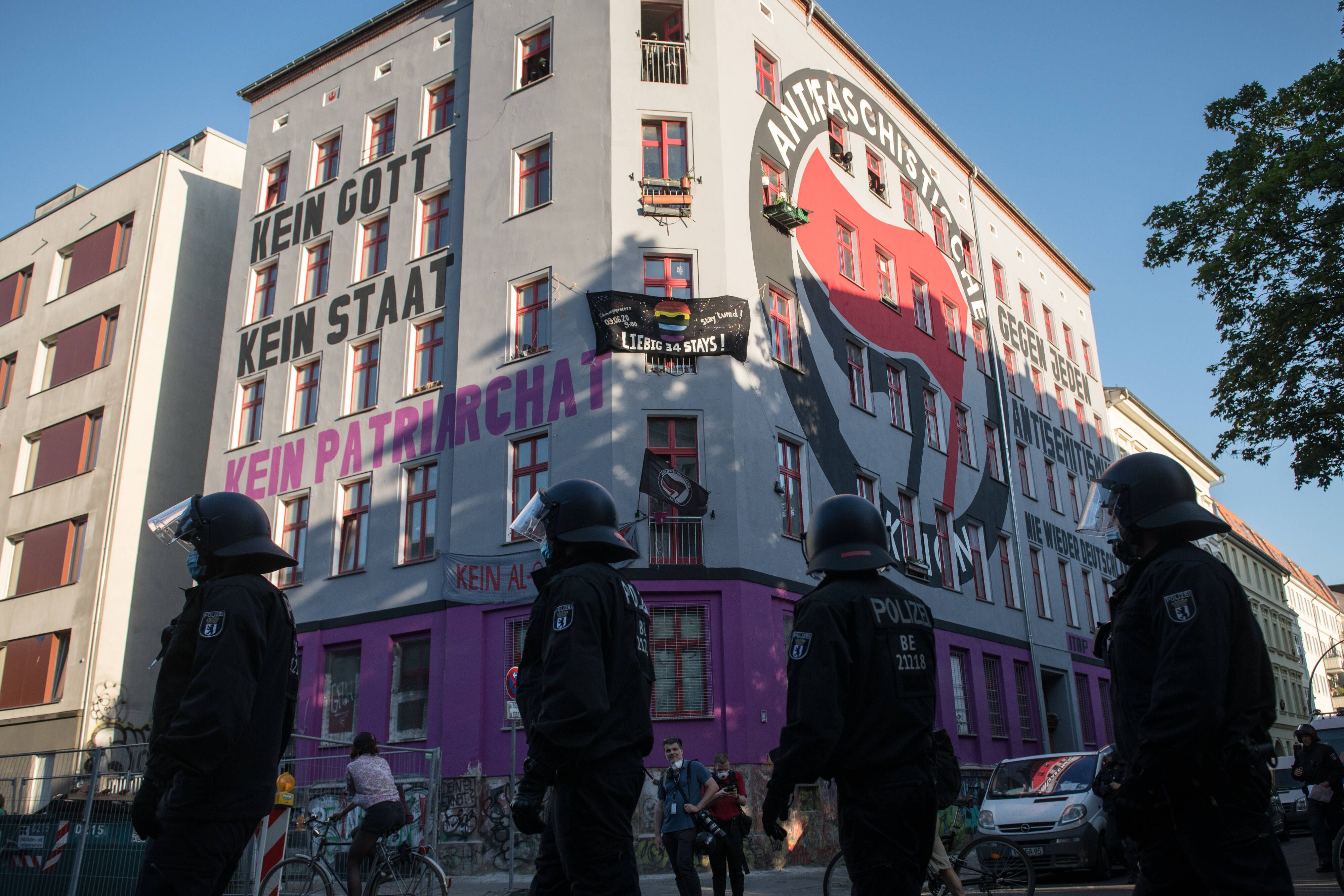 Image - Antideutsche vs. Antiimps: Nahost-Konflikt spaltet linksextreme Szene in Berlin