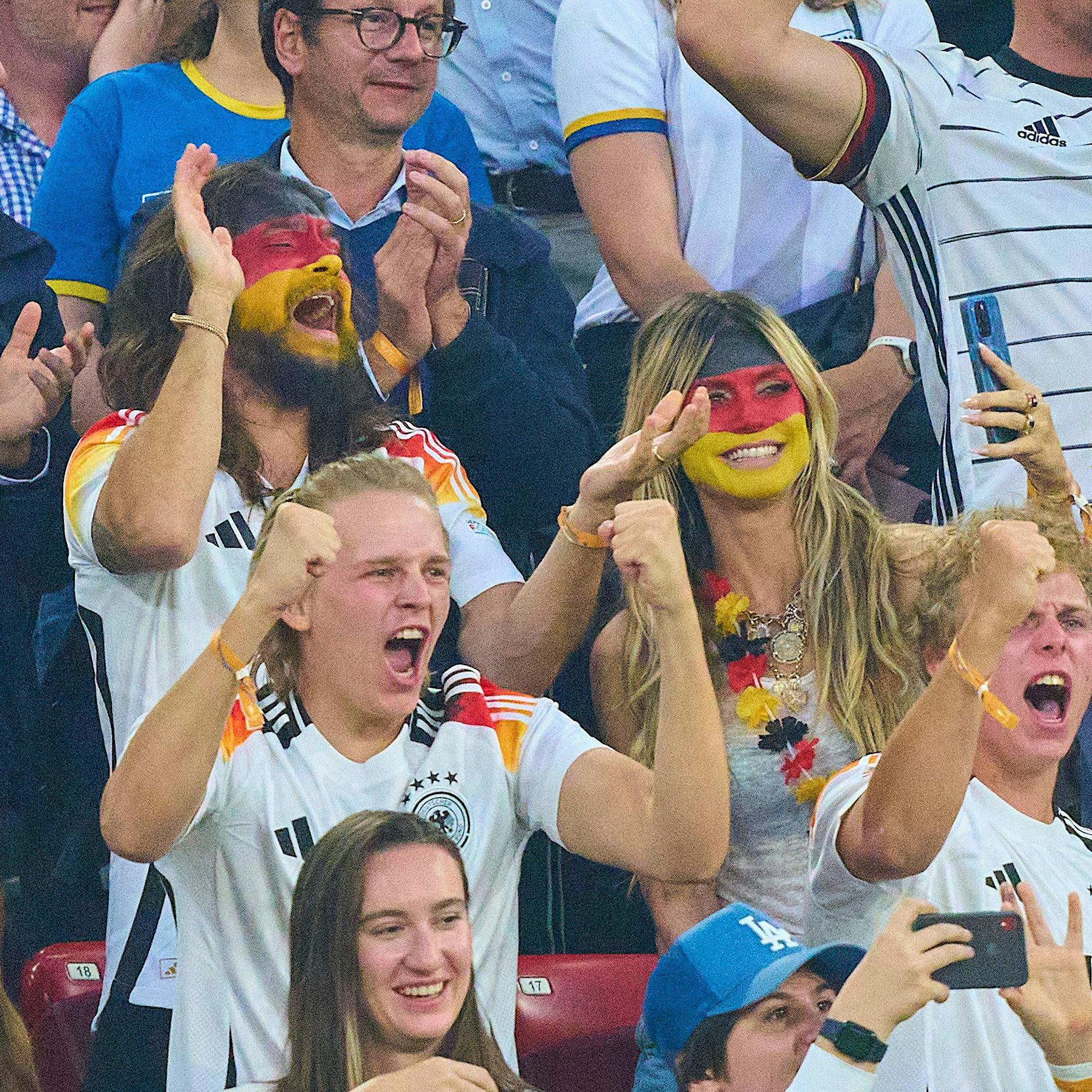 EM 2024: Wie Stars und Politiker als Zuschauer polarisieren