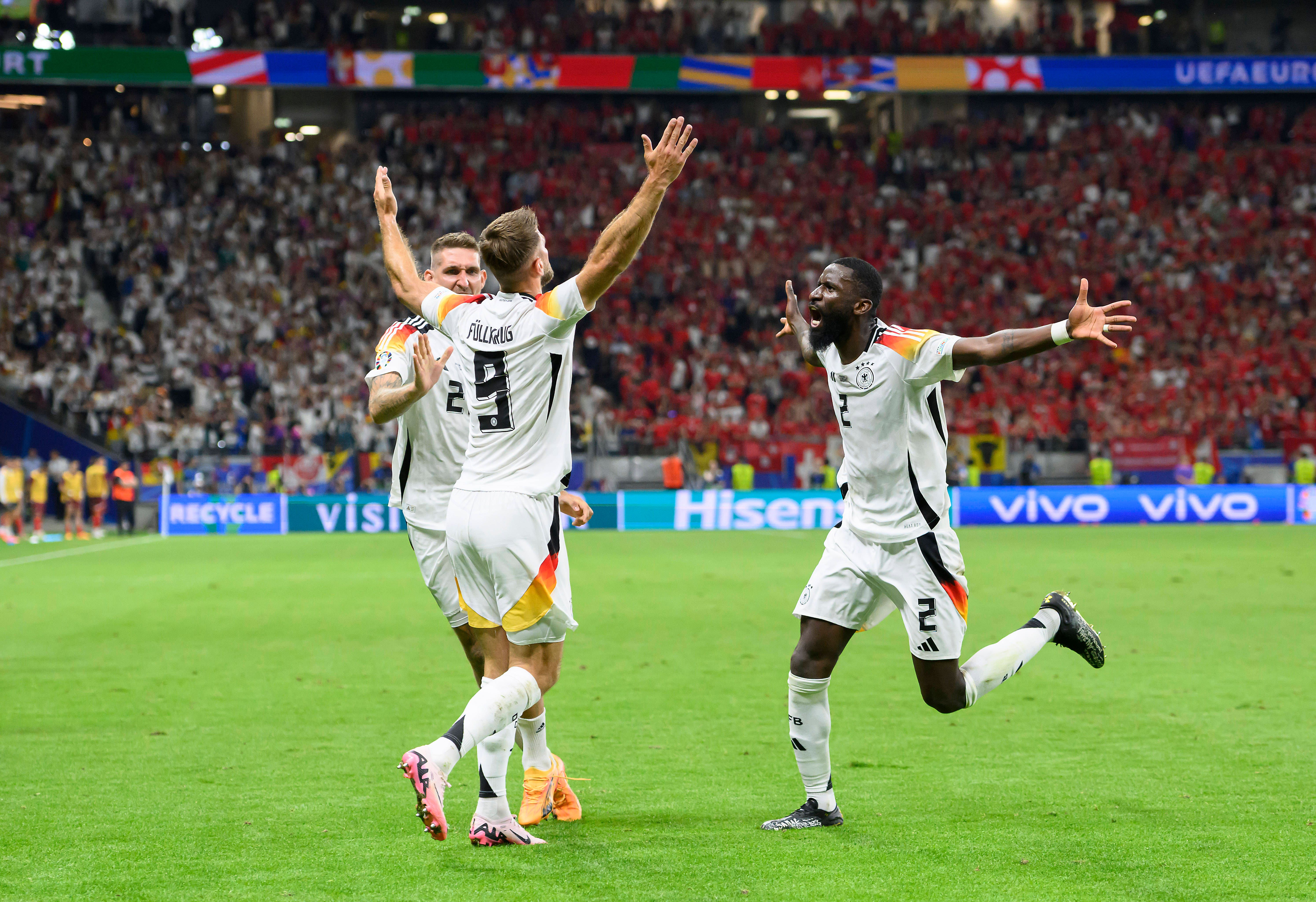 Image - Abwehr-Alarm beim DFB: Antonio Rüdiger verletzt sich beim Jubeln!