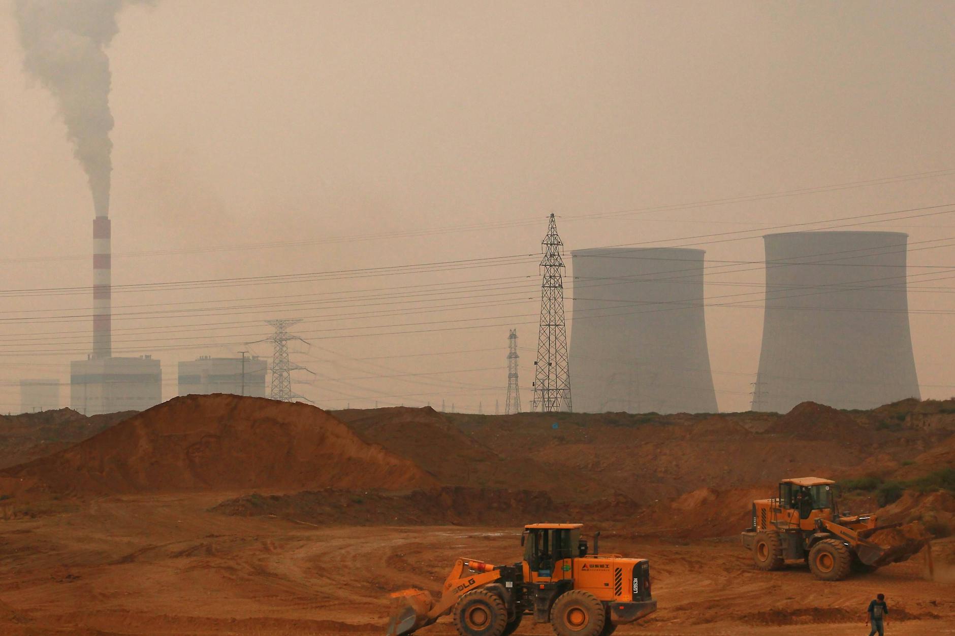 Kohlekraftwerk in der Nähe der Stadt Yinchuan, China.