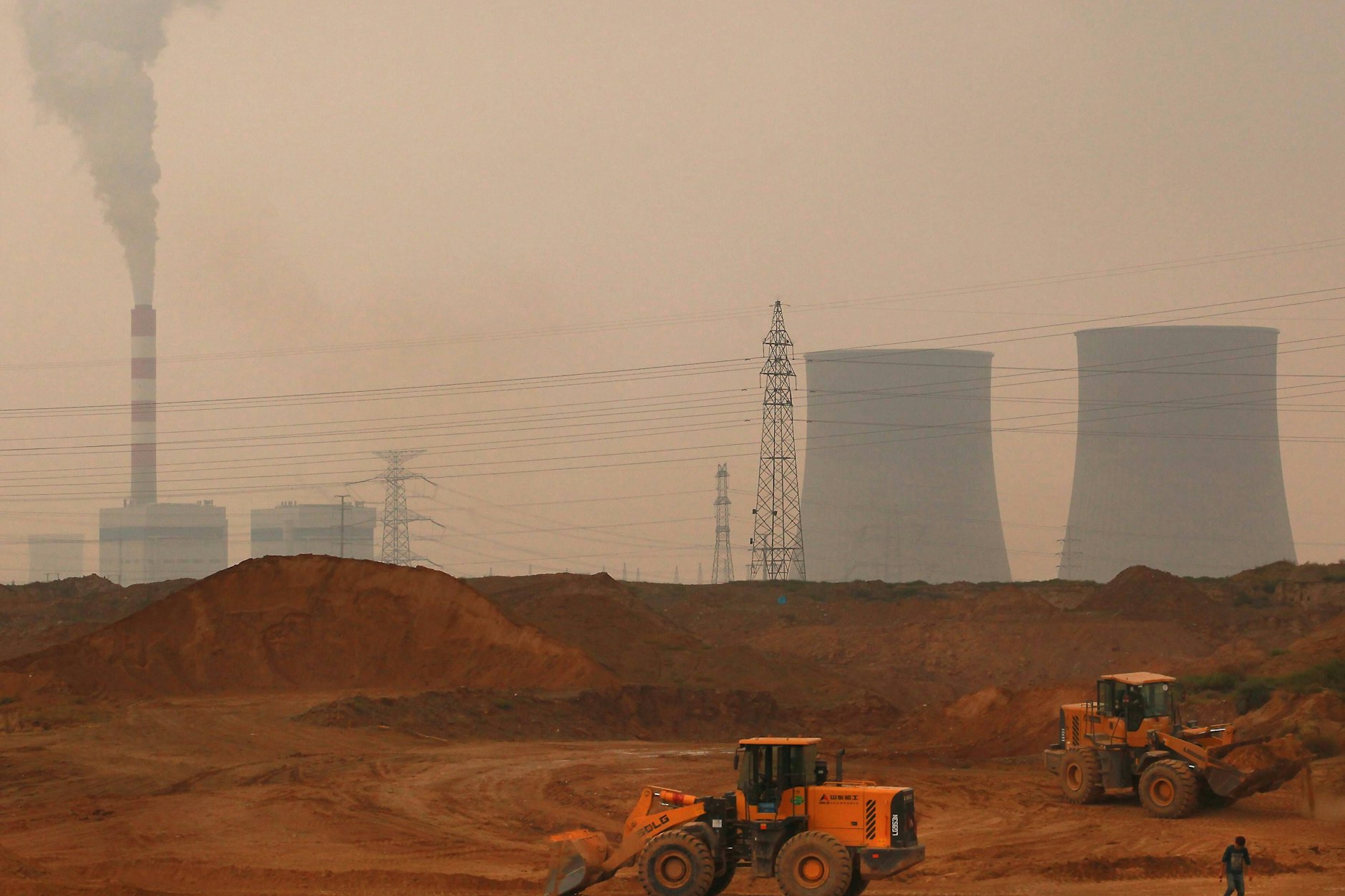 Kohlekraftwerk in der Nähe der Stadt Yinchuan, China.