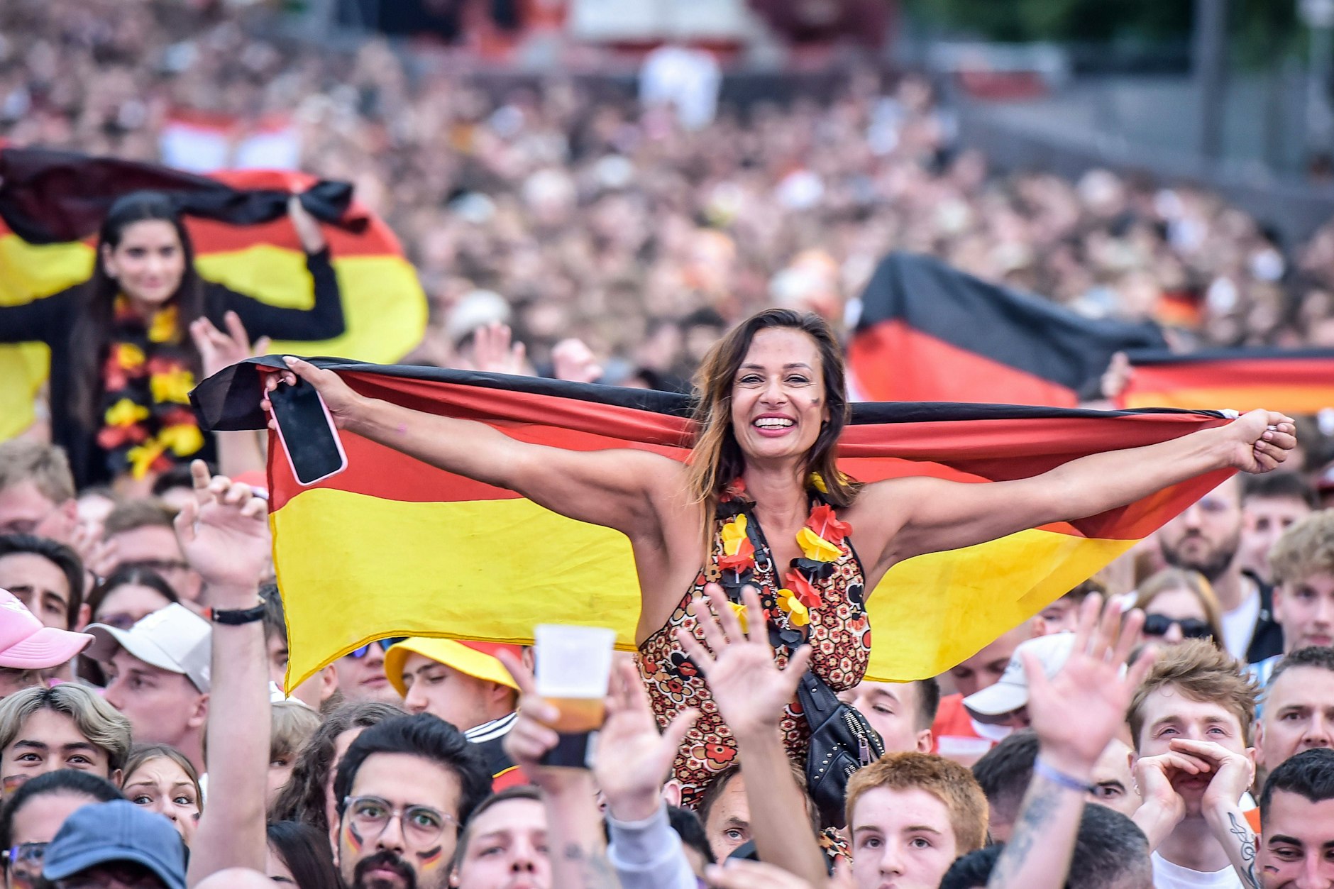 Die Berliner Fanzone am Brandenburger Tor.&nbsp;