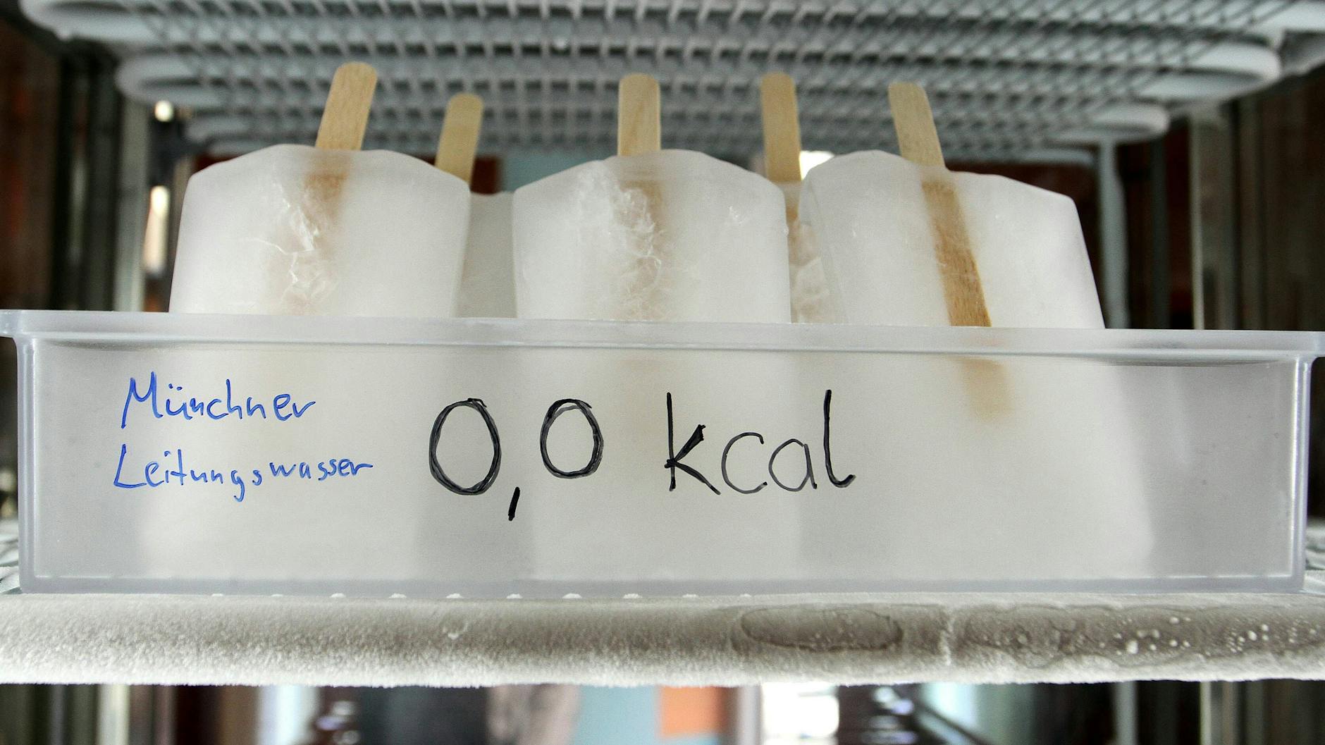 Auch solches kalorienfreies Eis hatte „Der verrückte Eismacher“ schon im Sortiment.