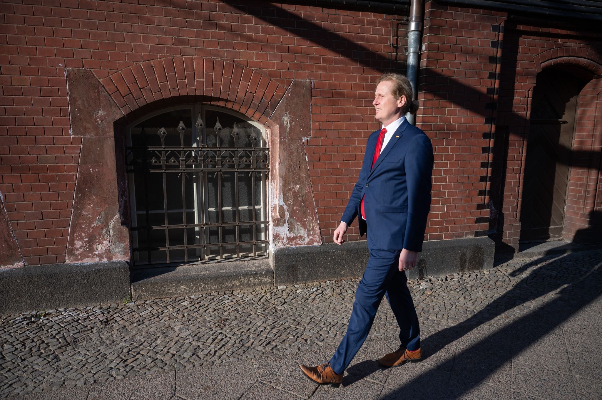 Dienstgeheimnis verletzt? Lichtenberger Stadtrat Kevin Hönicke vor Abwahl