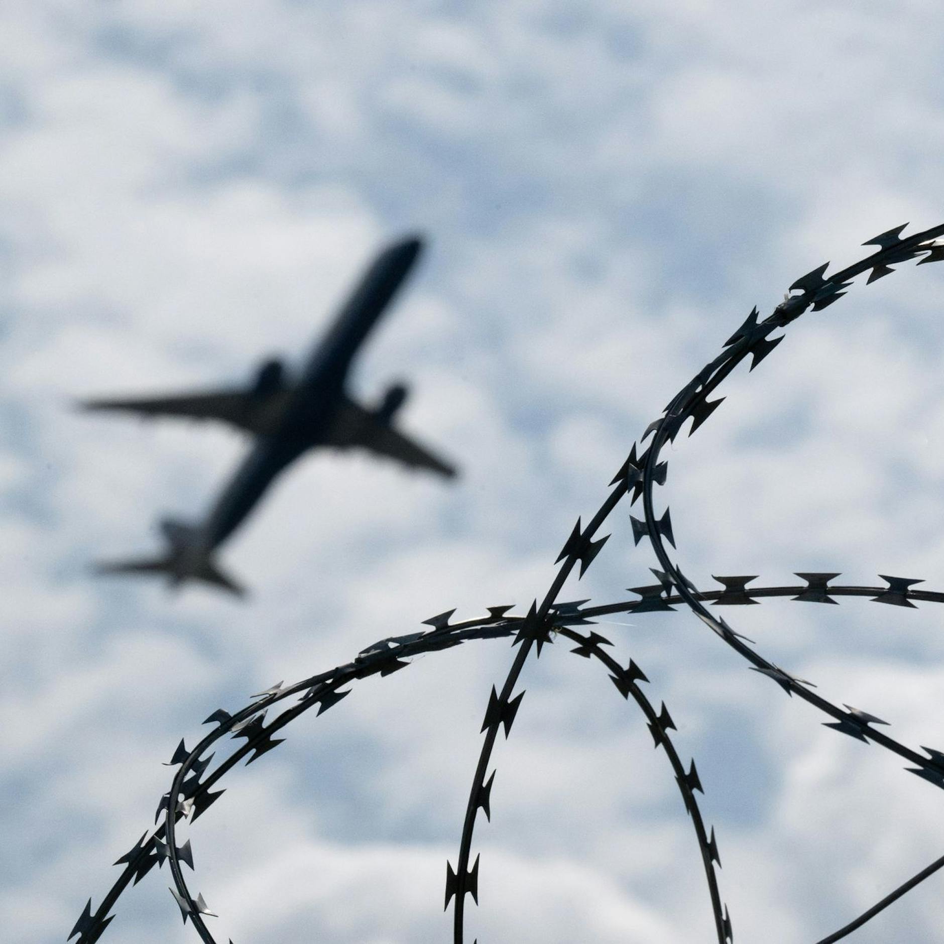 Image - Abschiebung nach Terror-Verherrlichung auf Social Media: Bundesregierung dafür