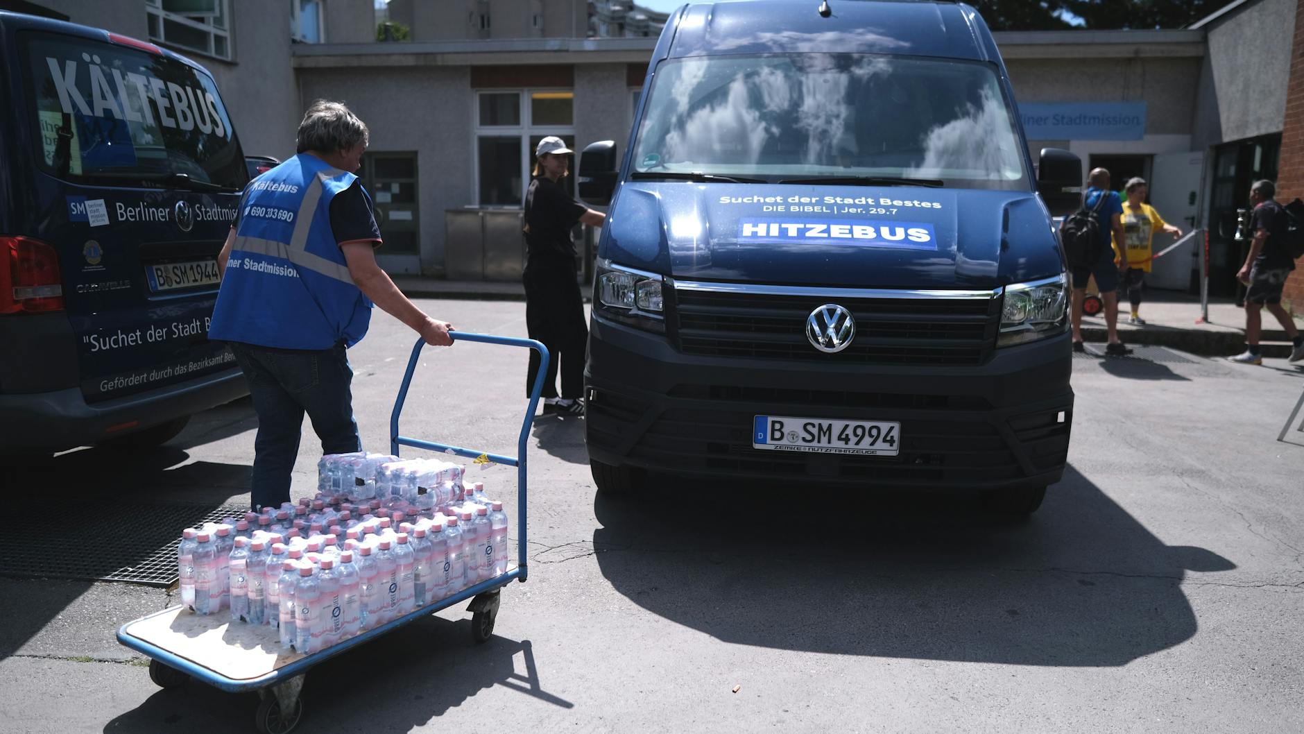Der Hitzebus der Stadtmission ist von Mittwoch bis Sonntag unterwegs.