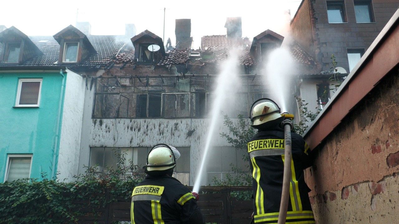 Geburtshaus von Erich Honecker stand lichterloh in Flammen