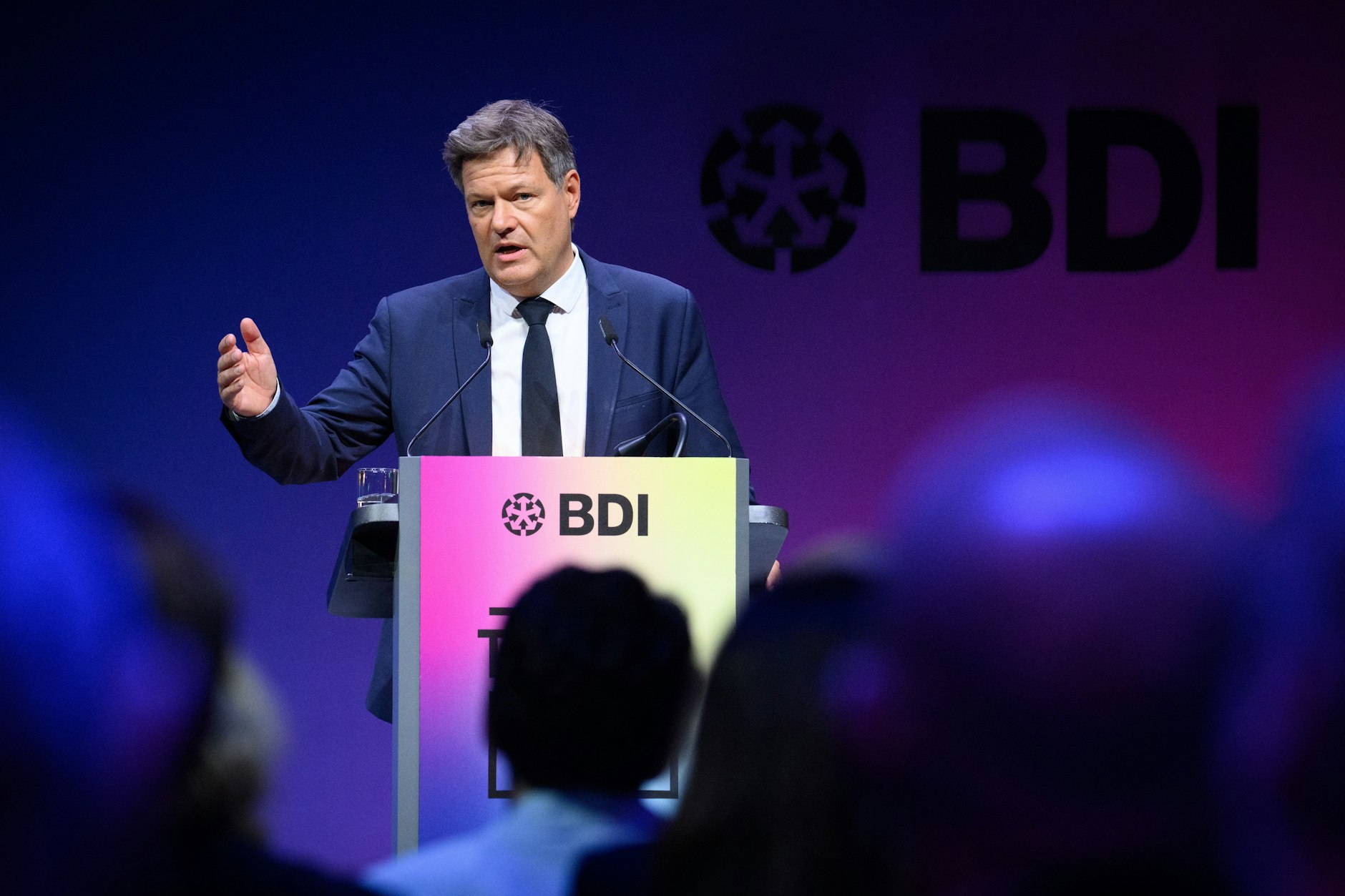 Der Bundesminister für Wirtschaft und Klimaschutz Robert Habeck (Grüne) beim Tag der deutschen Industrie 2024 des Bundesverbandes der Deutschen Industrie (BDI)