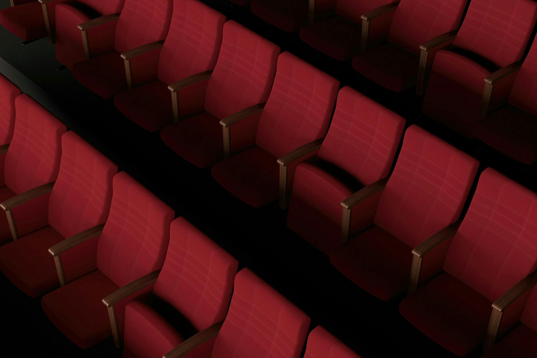Sitzreihen im Lichtspielhaus: In Berlin gibt es derzeit noch rund 100 Kinos.