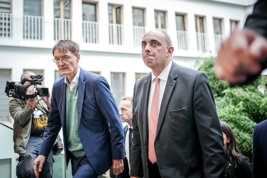Irreführende Aussagen von RKI-Chef Schaade: Verschärfung der Corona-Politik bleibt rätselhaft
