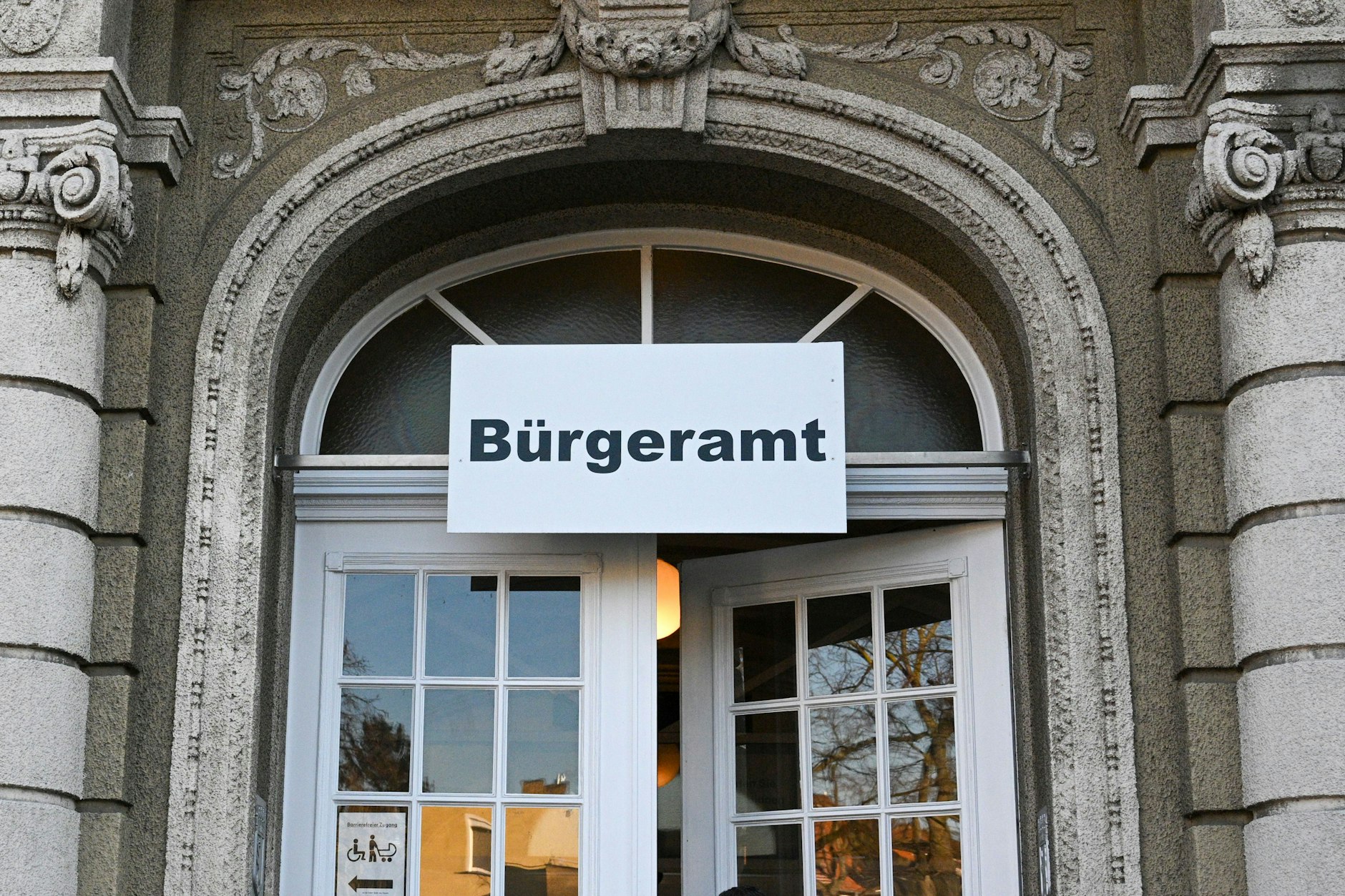 Die SPD in Friedrichshain-Kreuzberg setzt sich für eine gendergerechte Bezeichnung für die Bürgerämter ein. 