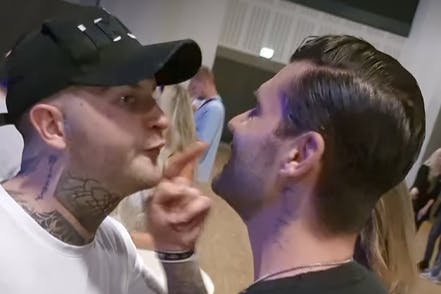 Flocke ging wutentbrannt auf Mike Cees los.