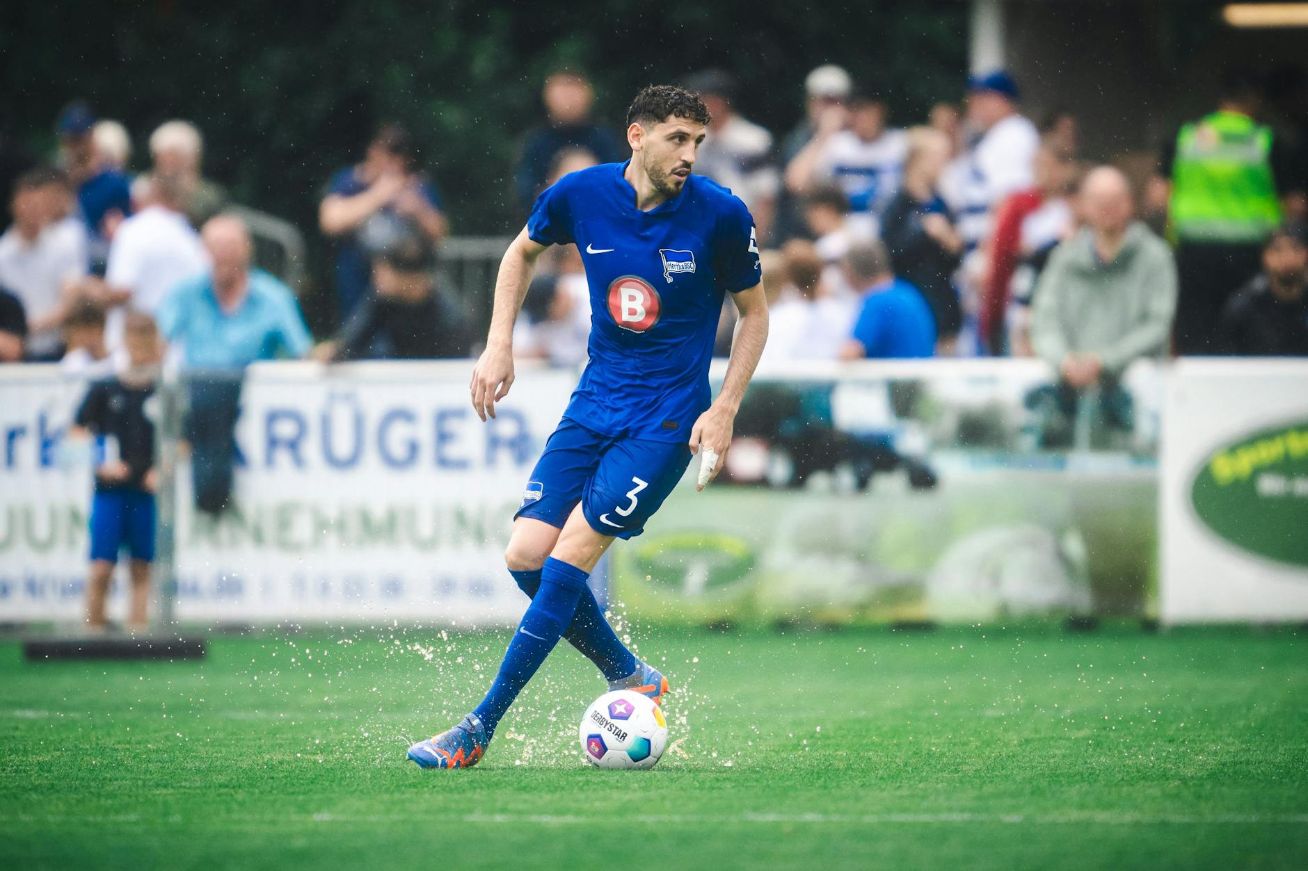 Endlich wieder im Hertha-Trikot! Agustin Rogel durfte beim 7:0-Test in Bernau 45 Minuten spielen.