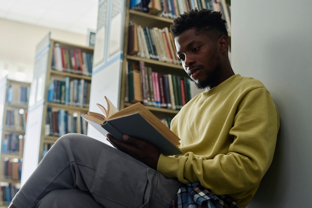 Hellersdorf Mittelpunktbibliothek ab August wegen Renovierungsarbeiten