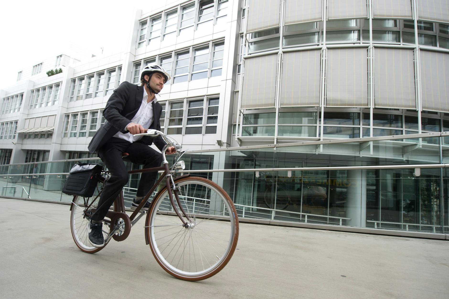 Dienstrad statt Dienstwagen! Das Fahrradleasing beeinflusst auch die Rentenansprüche.