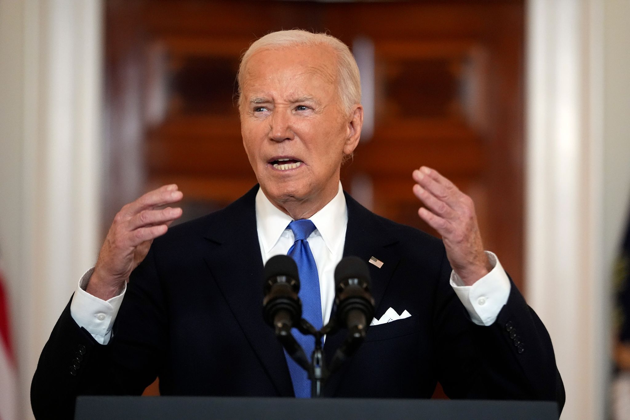 Joe Biden: Erster Parteifreund fordert seinen Rückzug!