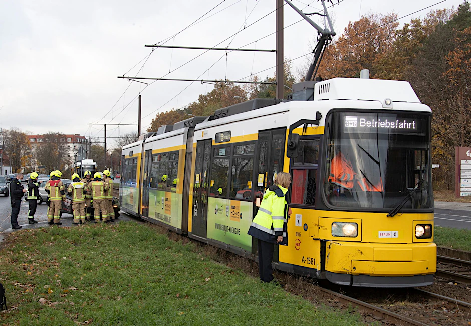 Ein früherer Straßenbahnunfall im Bezirk Treptow-Köpenick.